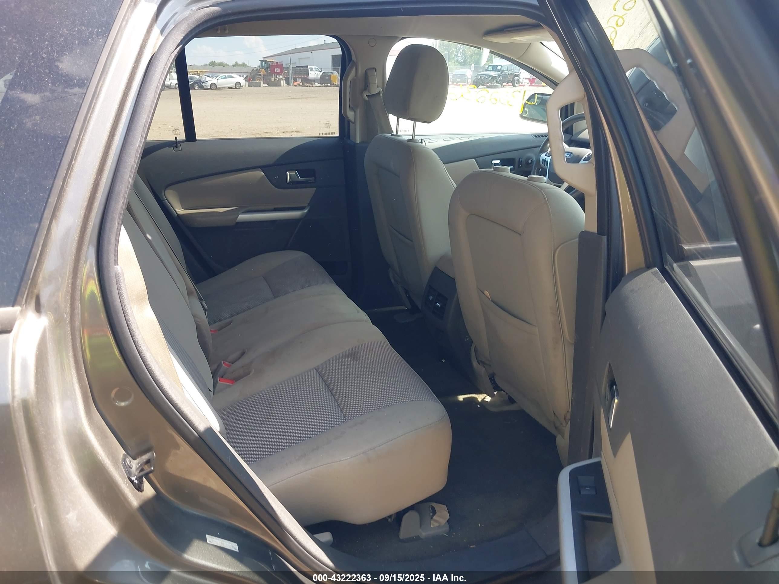 FORD EDGE image 8