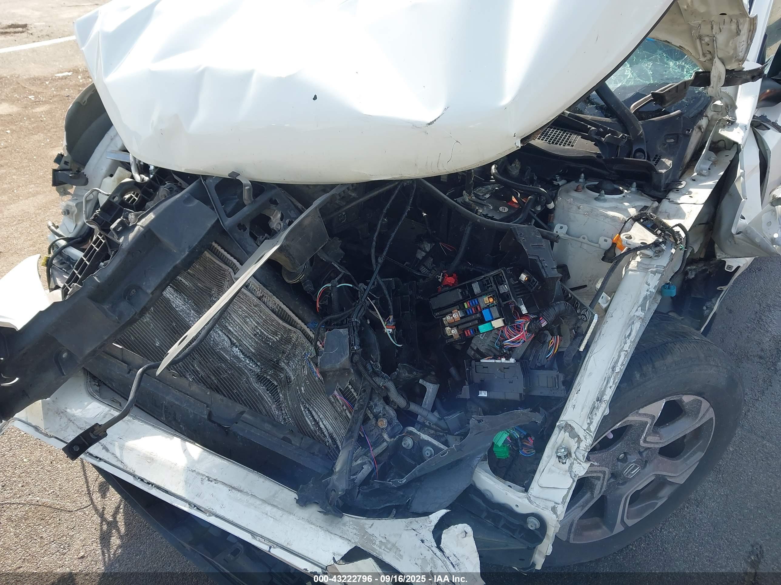 HONDA CR-V image 6
