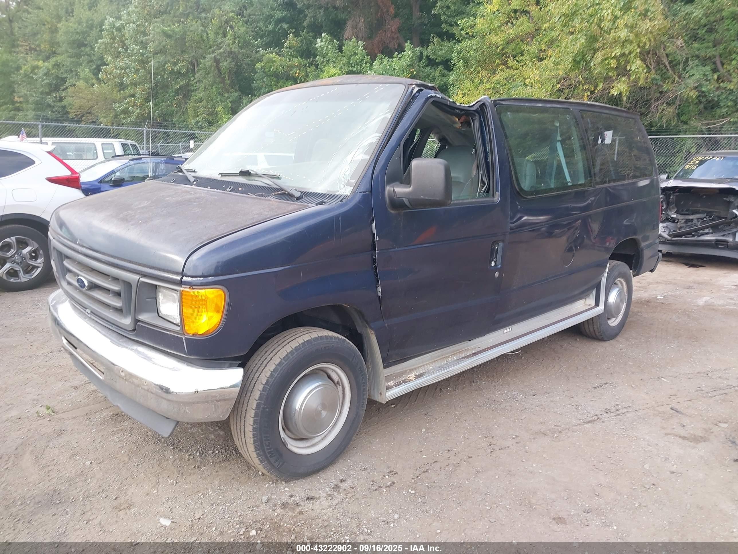FORD E-350 image 2