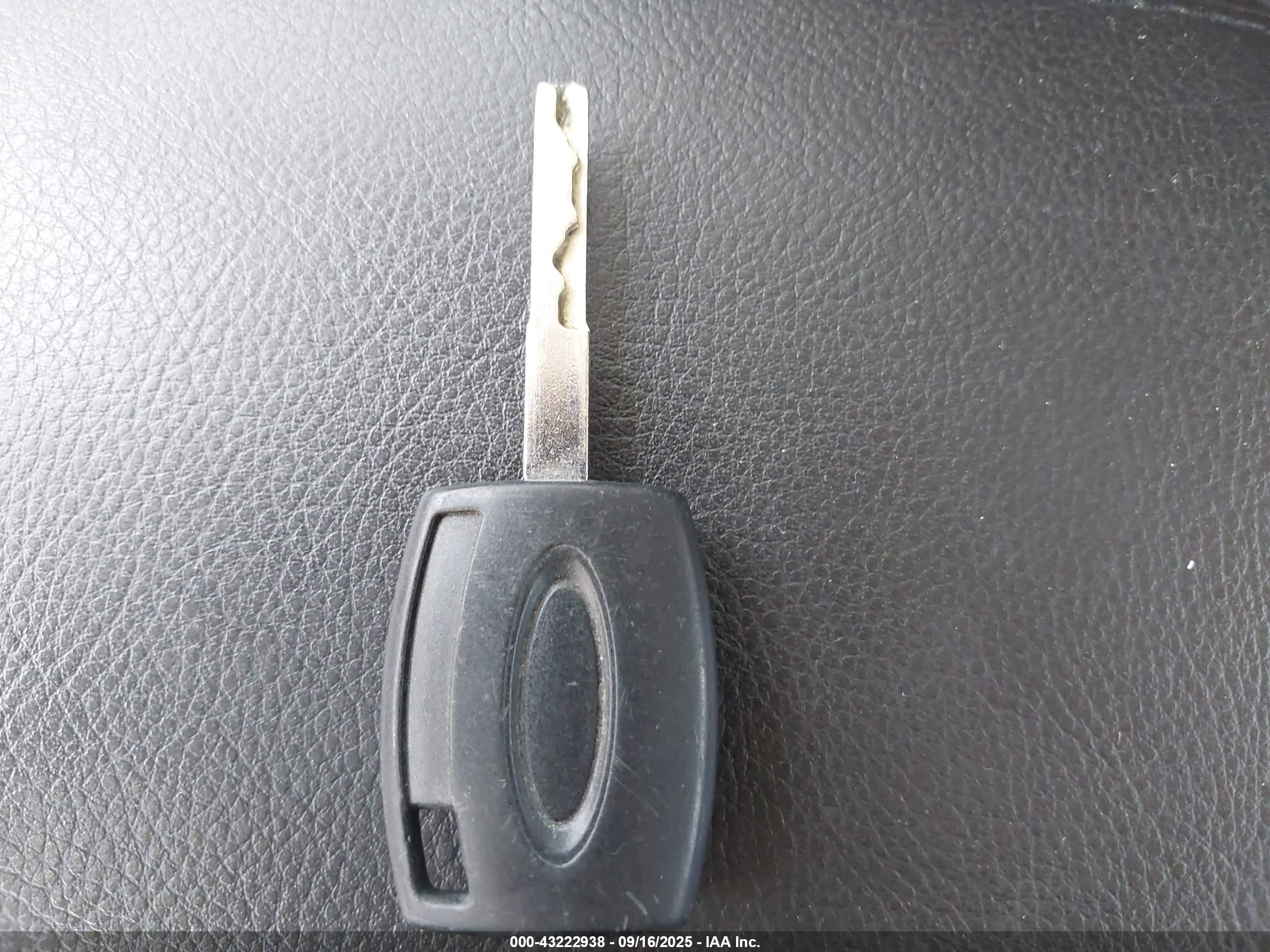 FORD FOCUS image 11
