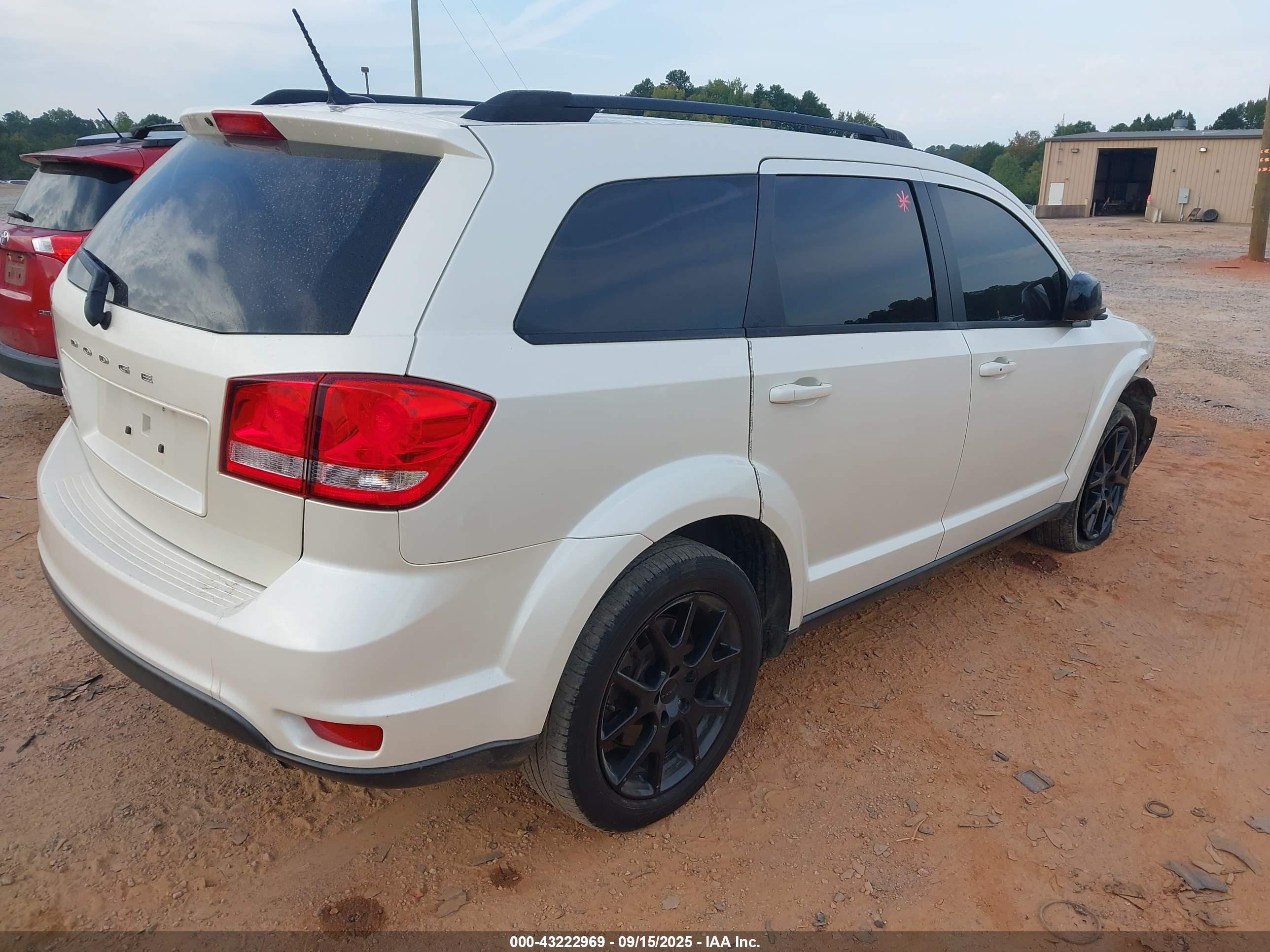 DODGE JOURNEY image 4