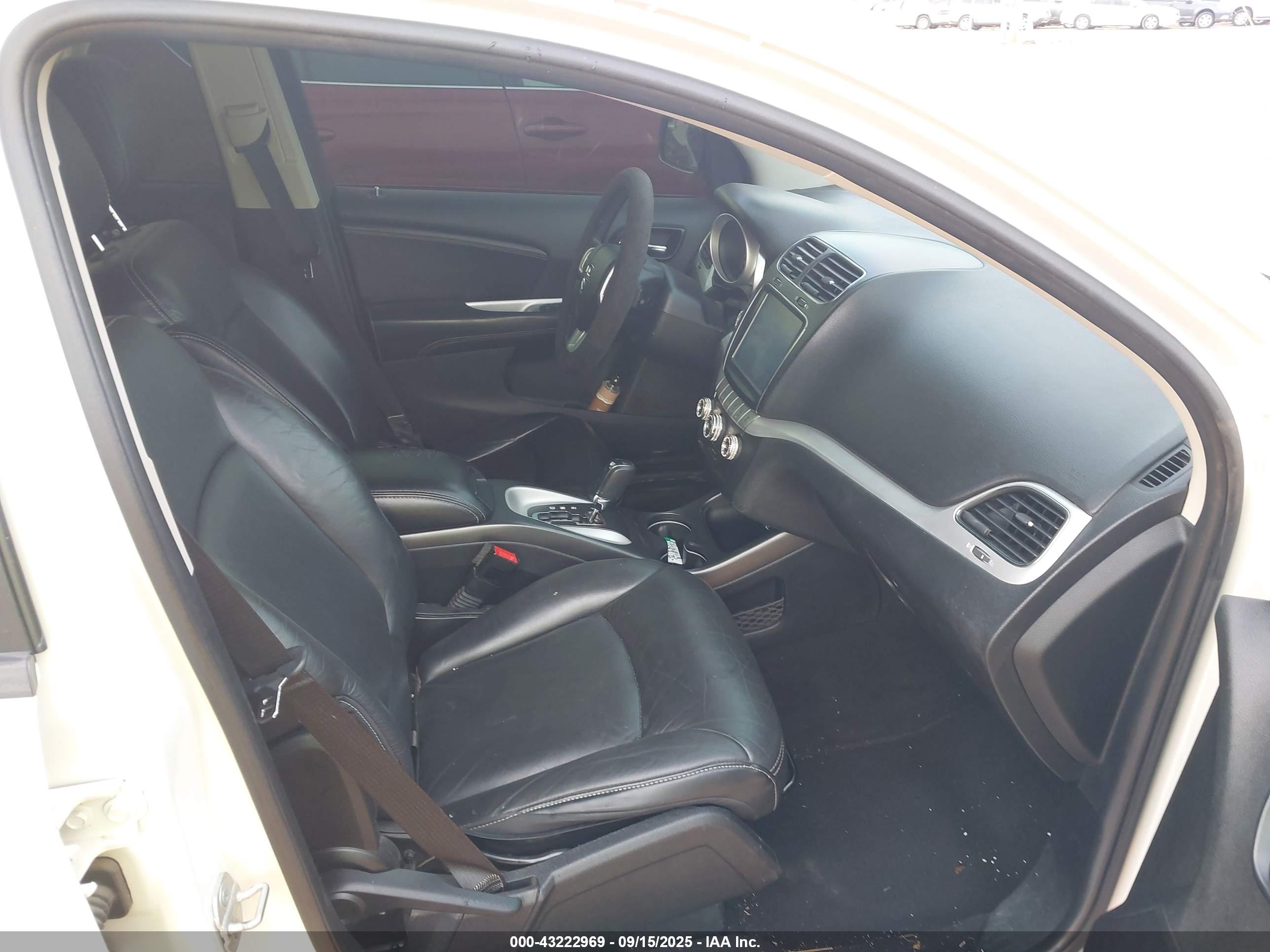 DODGE JOURNEY image 5
