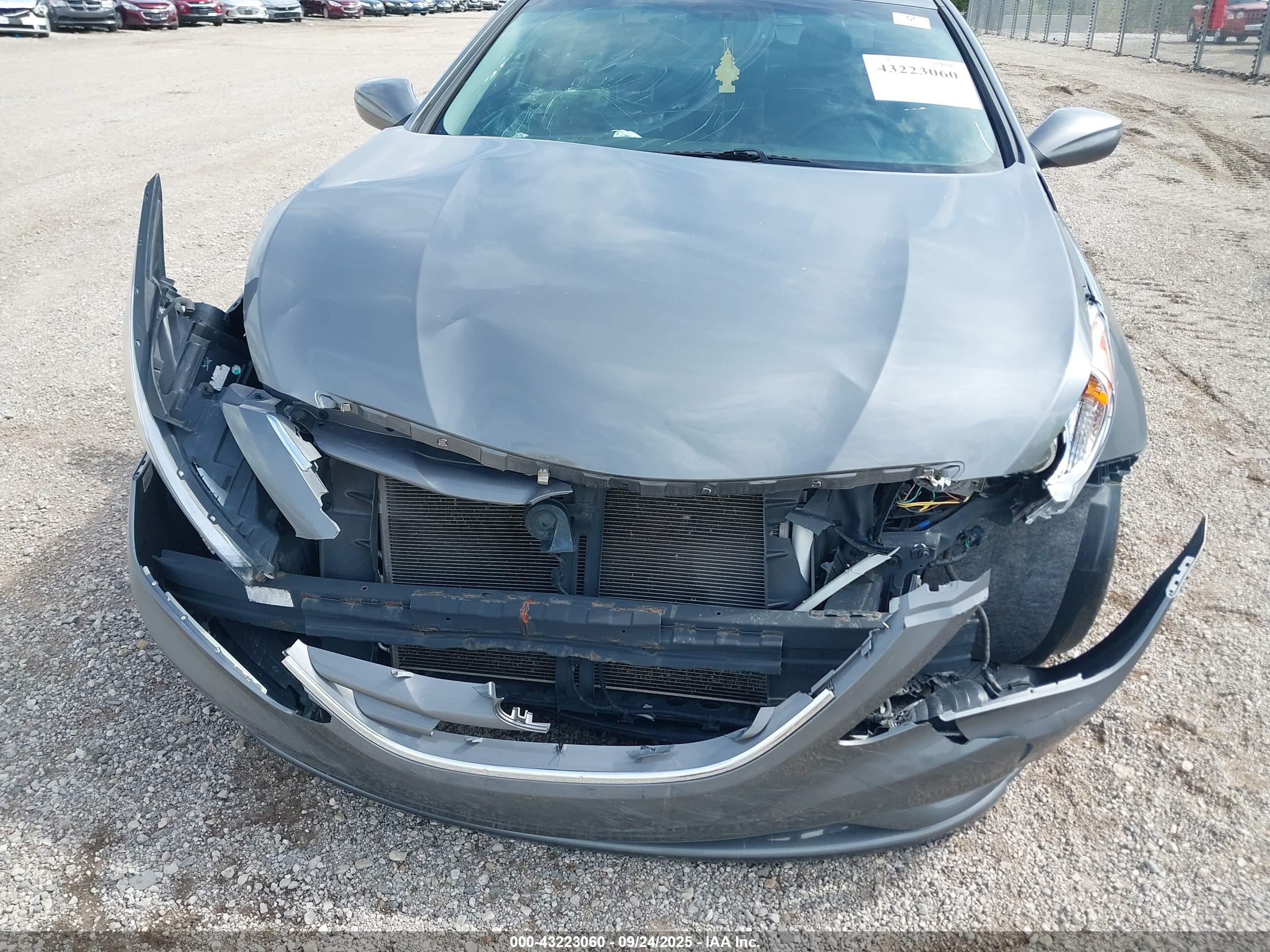HYUNDAI SONATA image 6