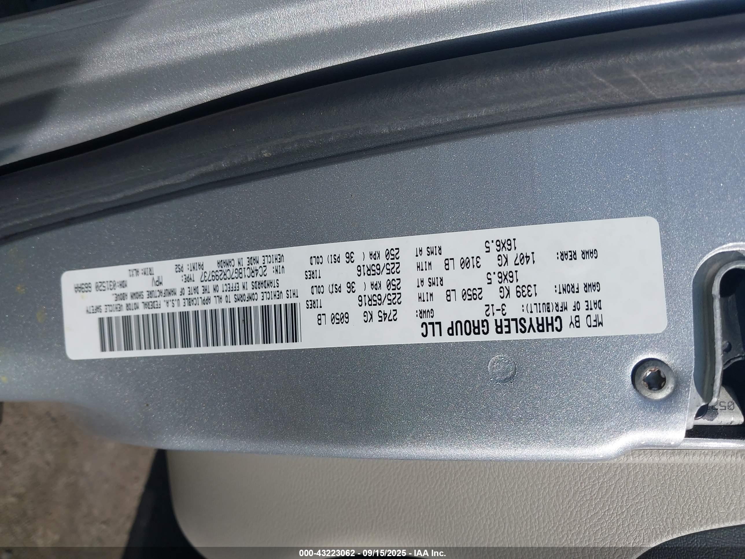 CHRYSLER TOWN image 9