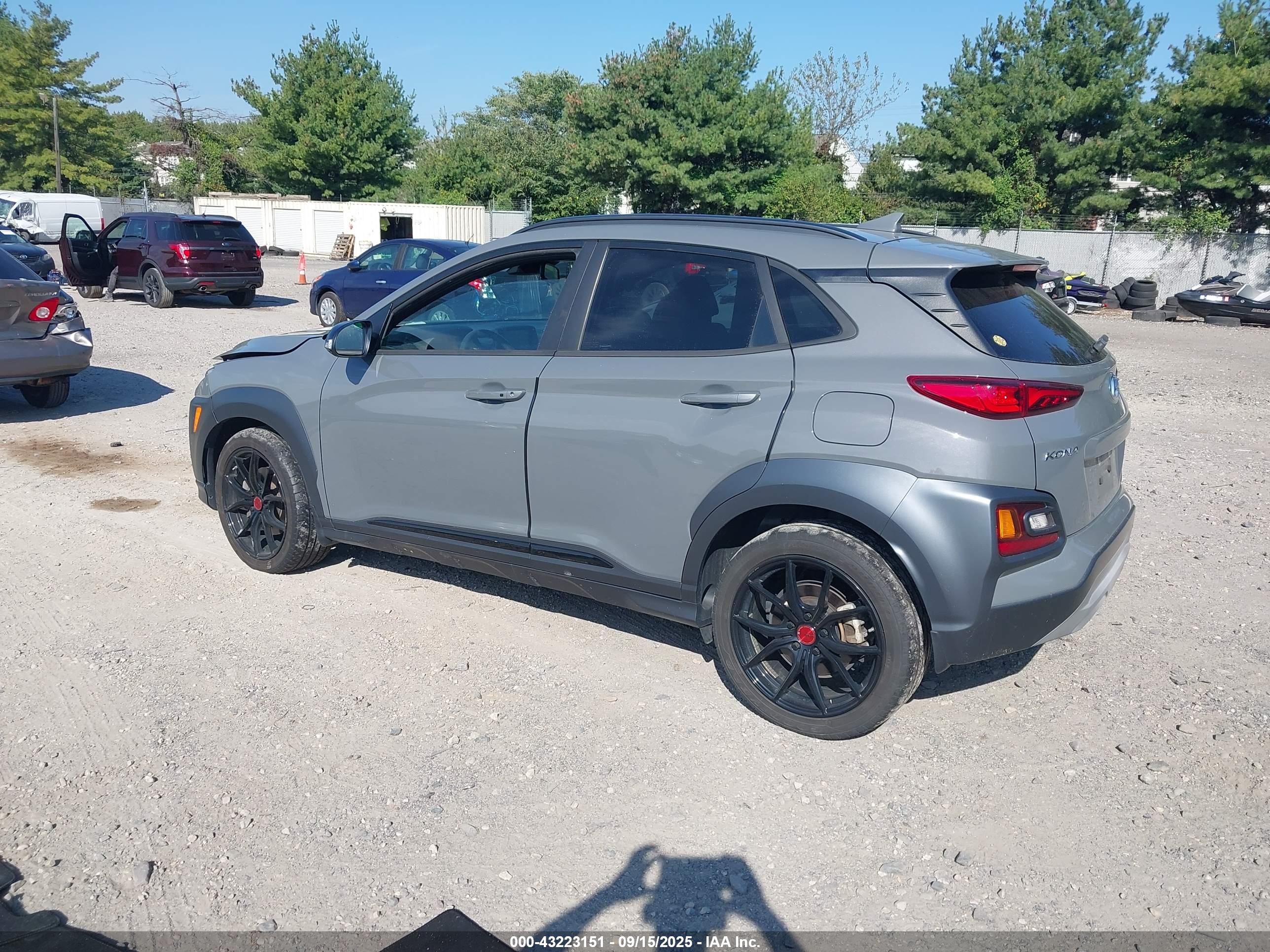 HYUNDAI KONA image 3