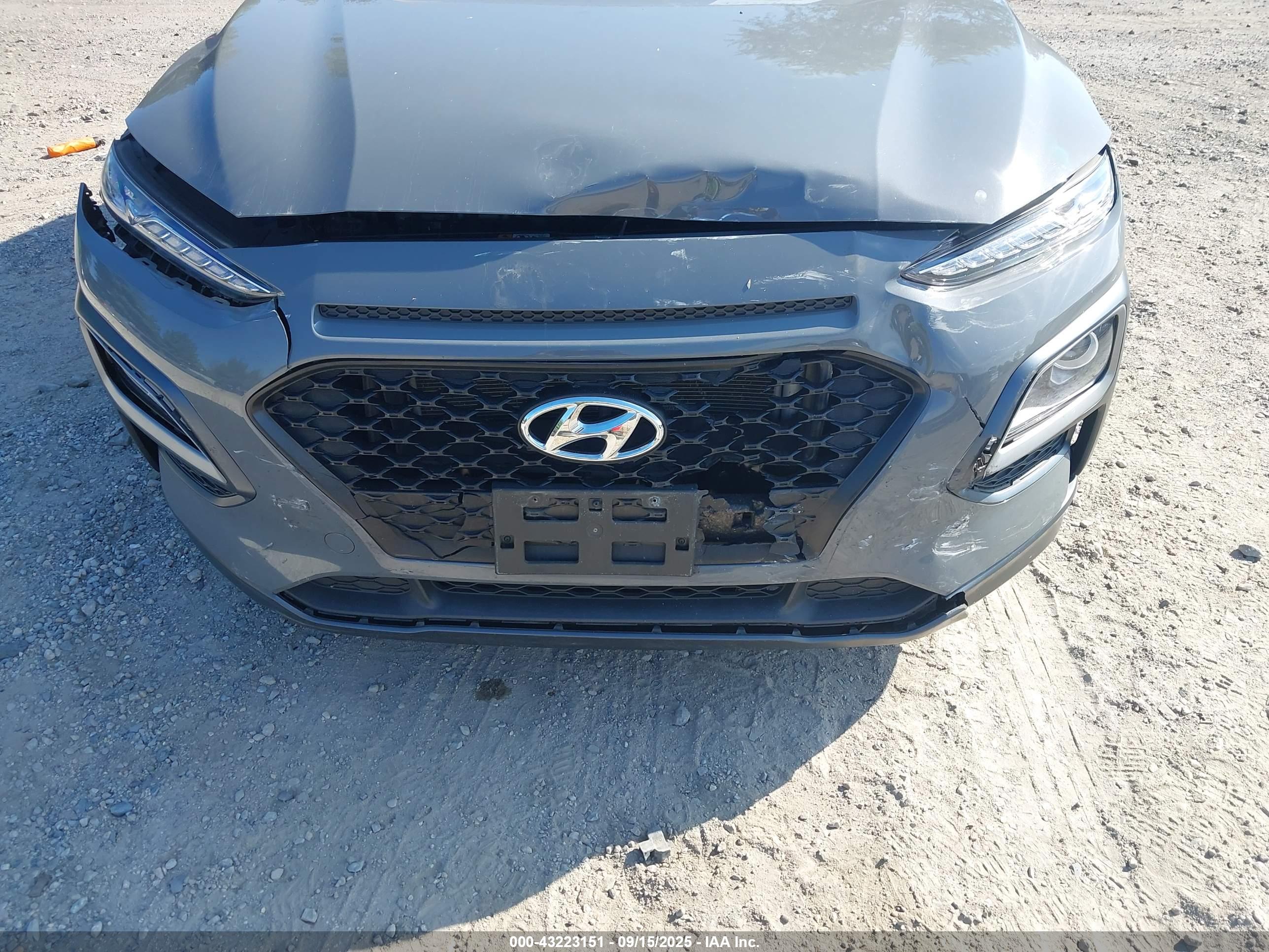 HYUNDAI KONA image 6