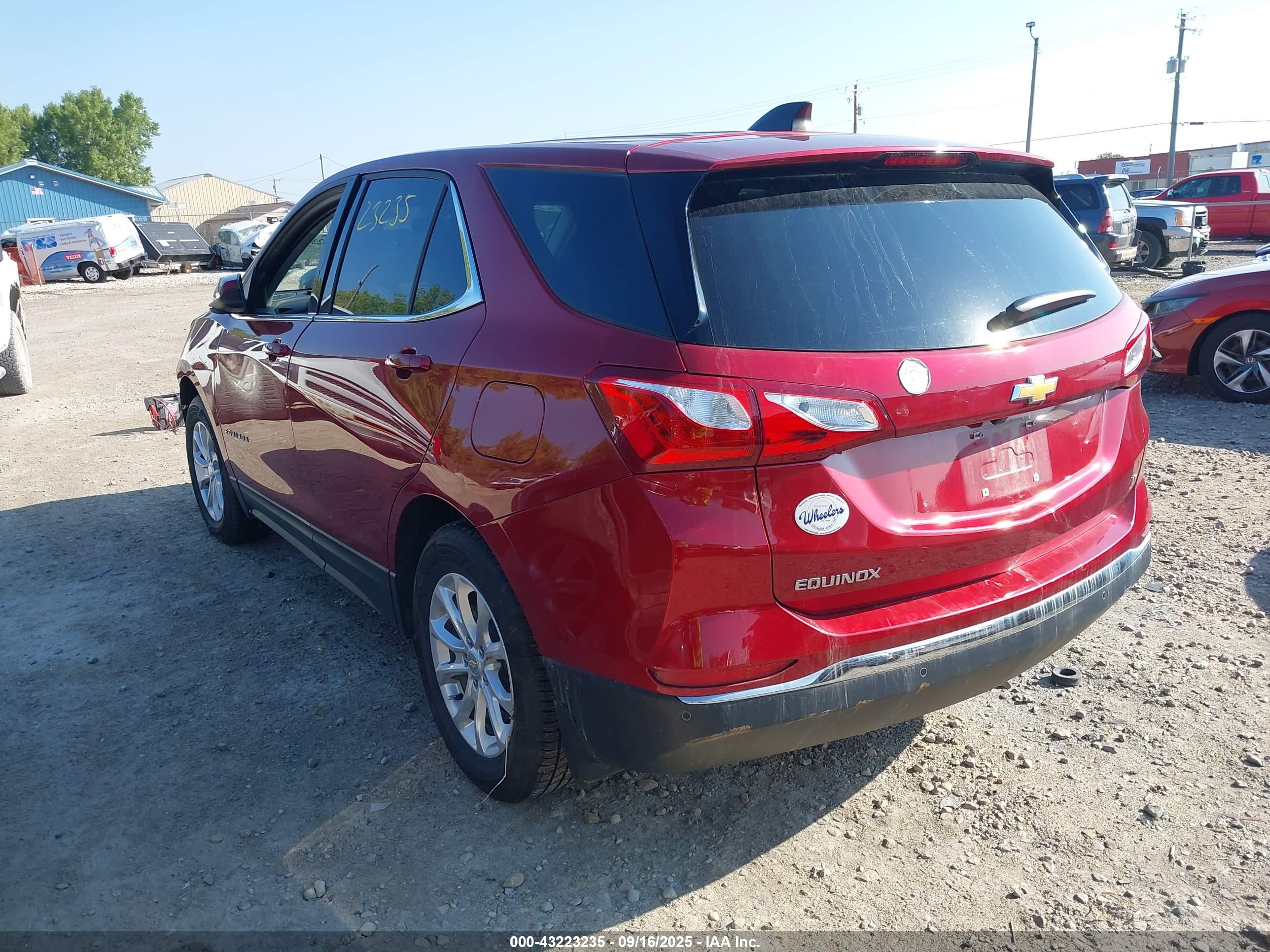 CHEVROLET EQUINOX image 3