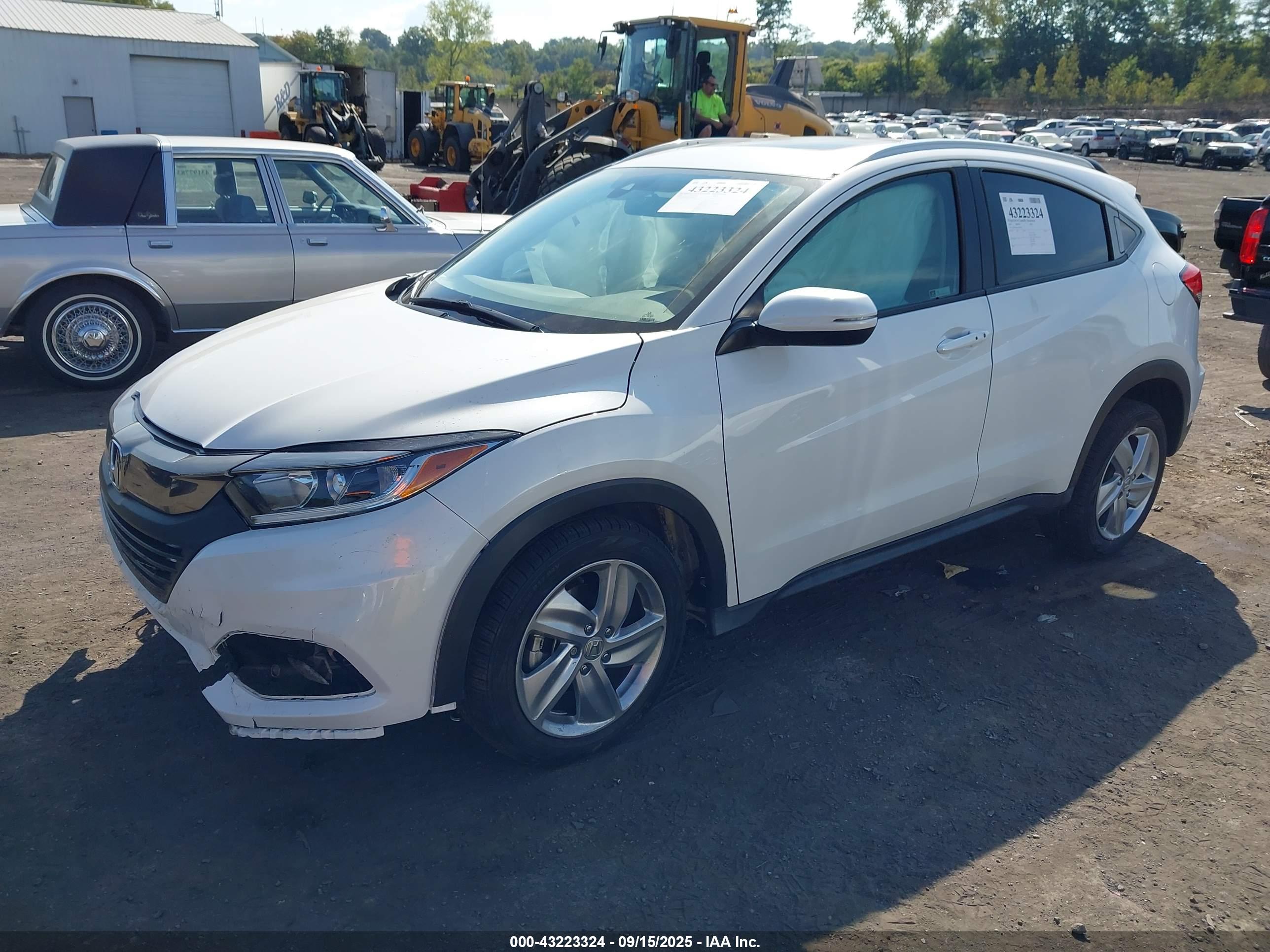 HONDA HR-V image 2