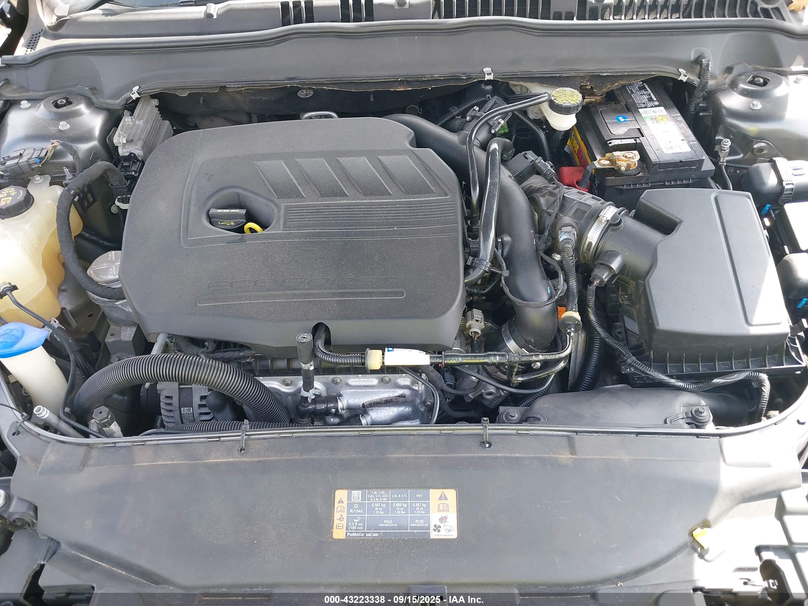 FORD FUSION image 10