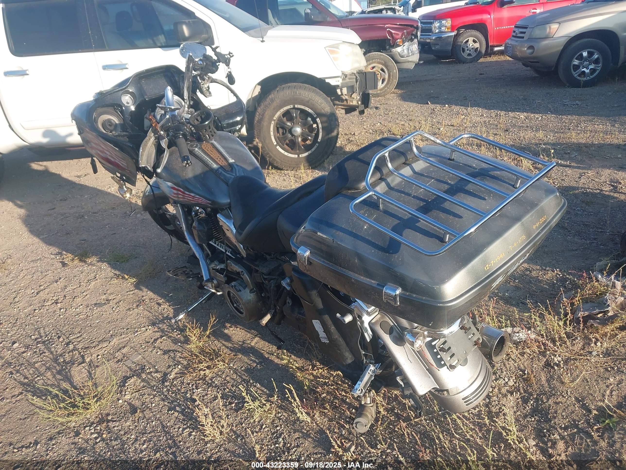 HARLEY-DAVIDSON FLTRXS image 3