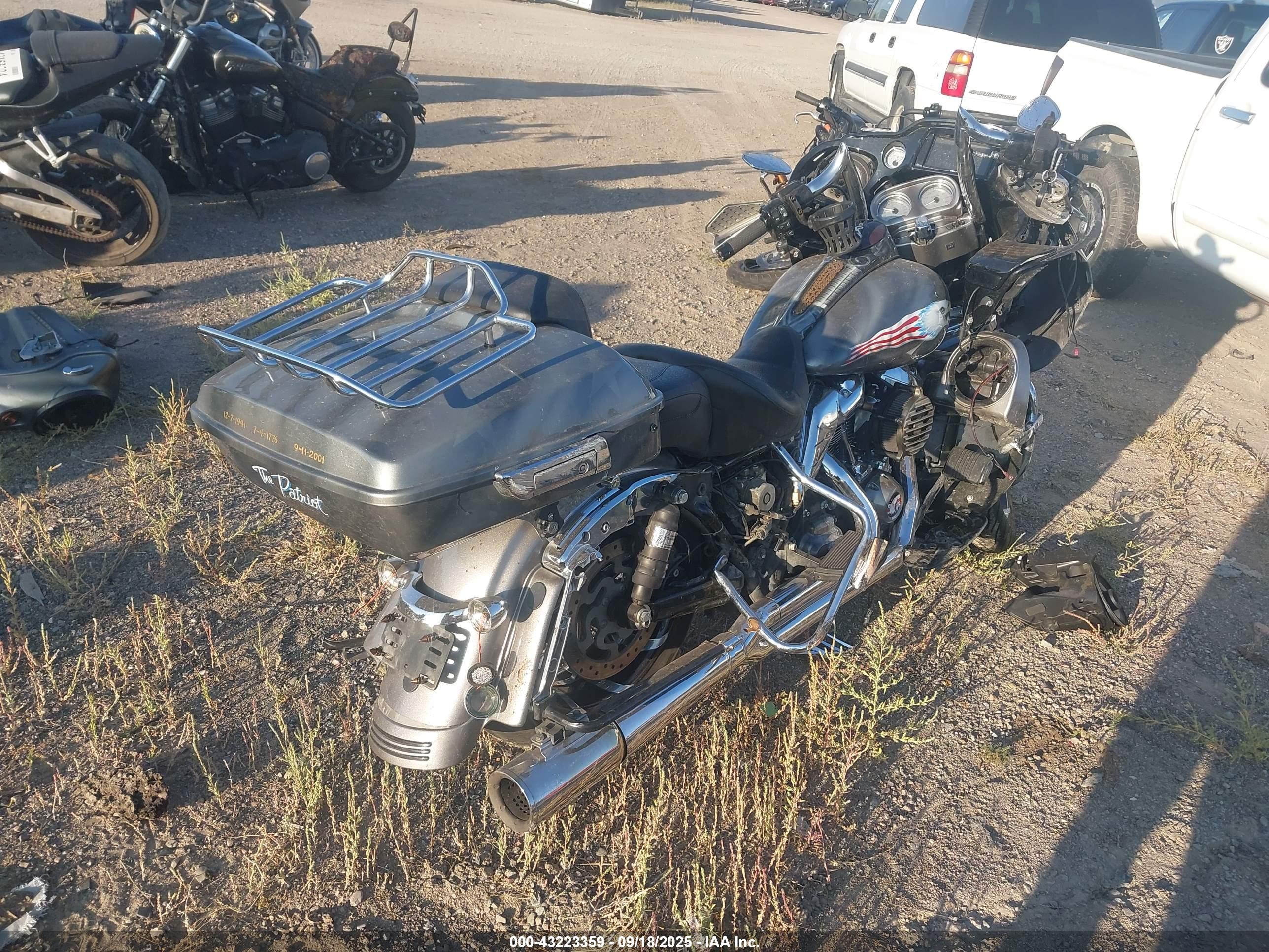 HARLEY-DAVIDSON FLTRXS image 4