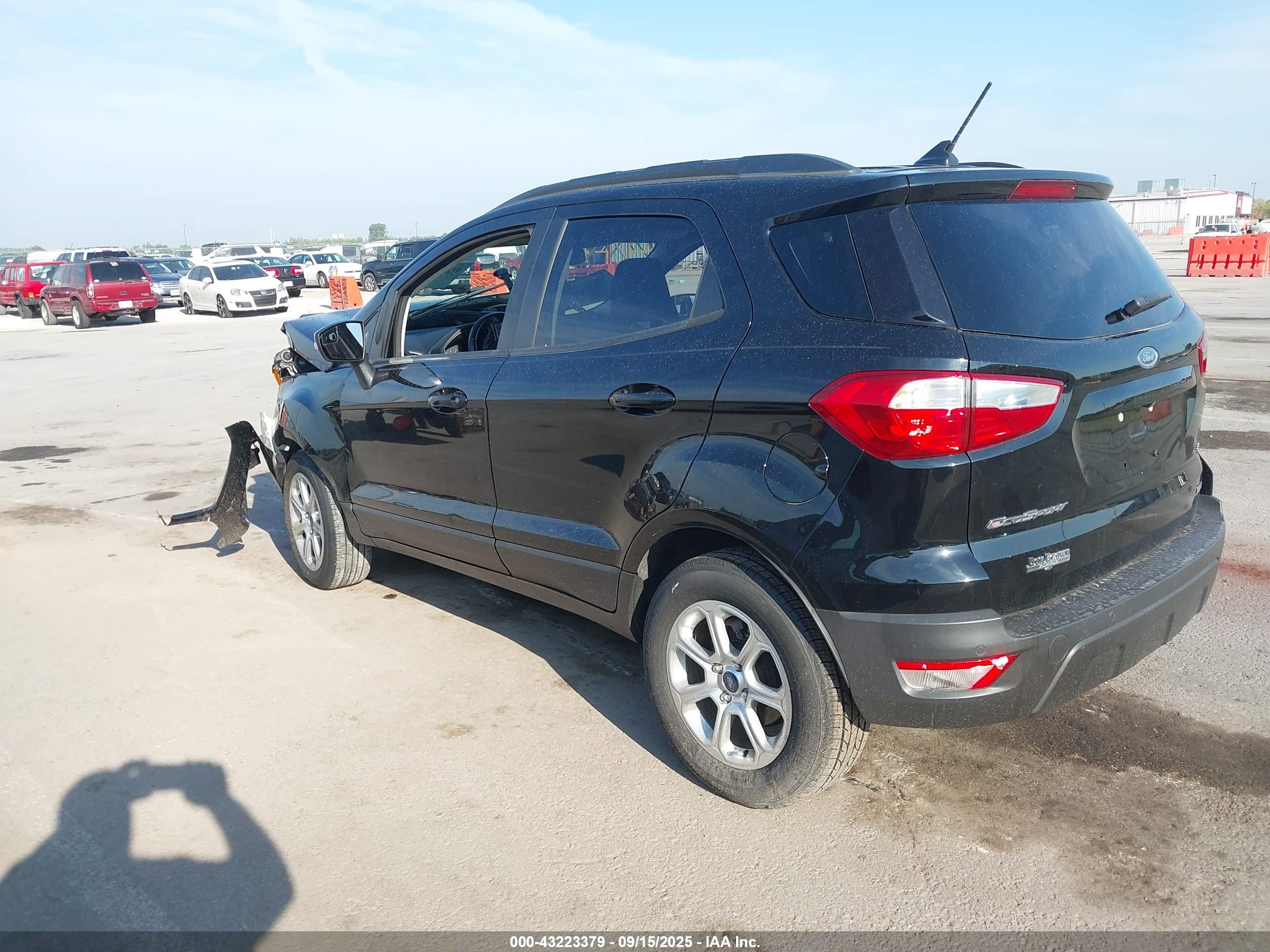 FORD ECOSPORT image 3