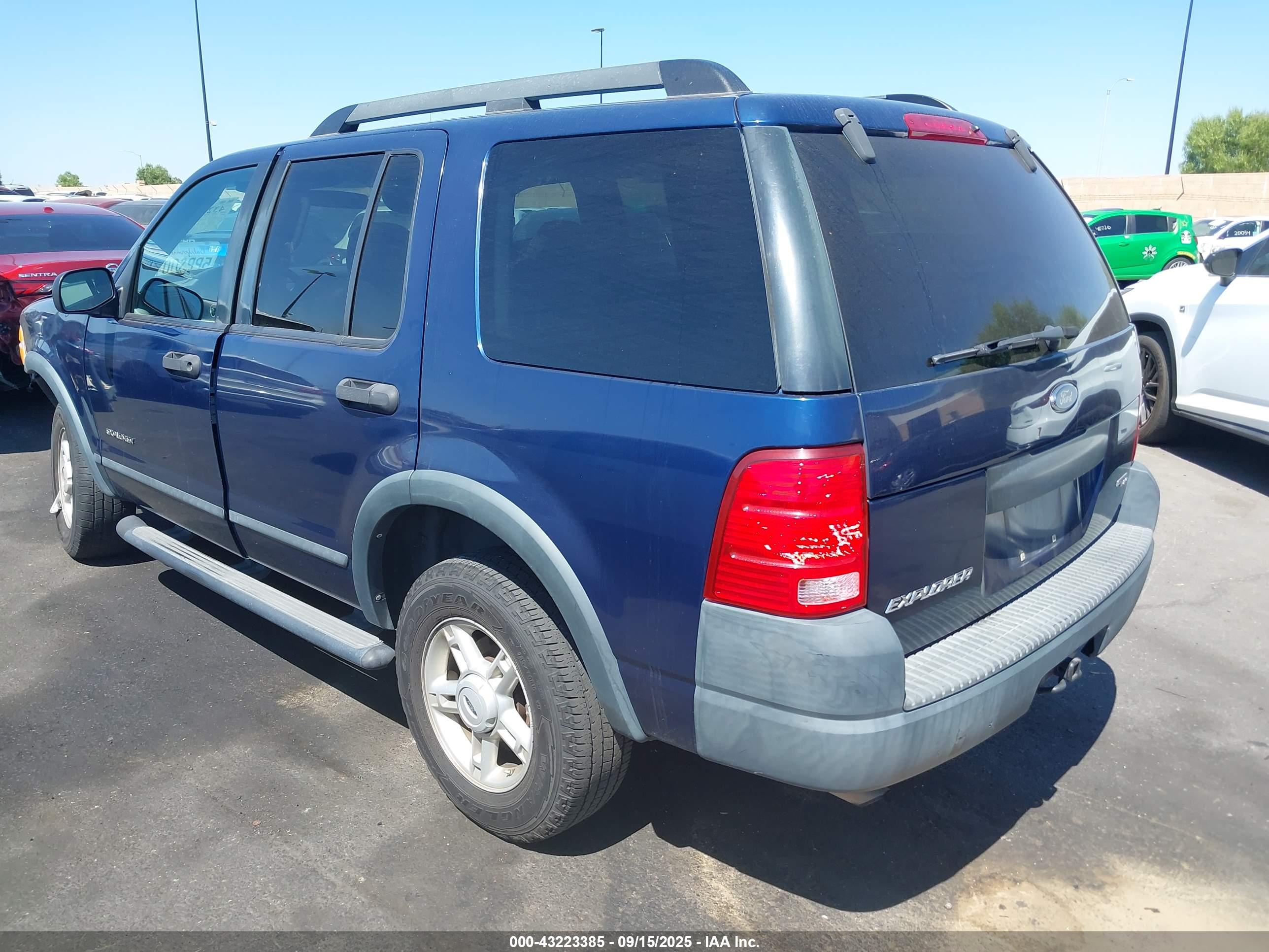 FORD EXPLORER image 3