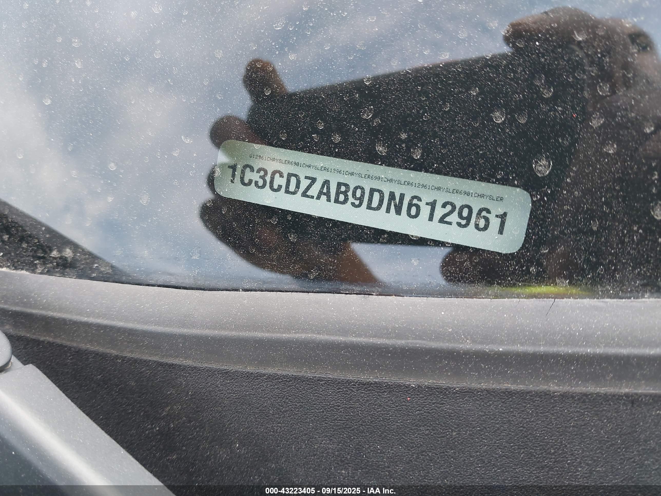 DODGE AVENGER image 9