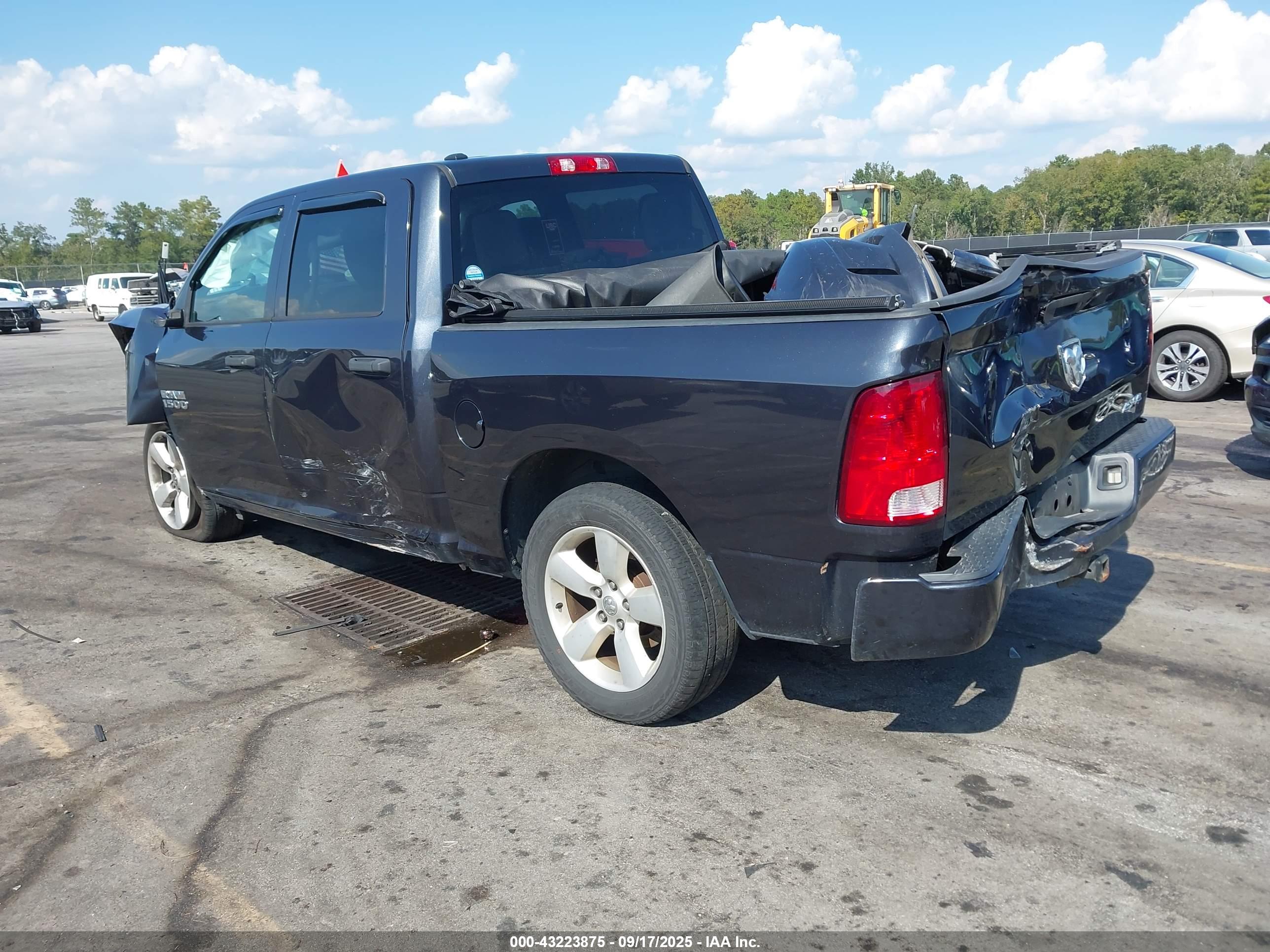 RAM 1500 image 3