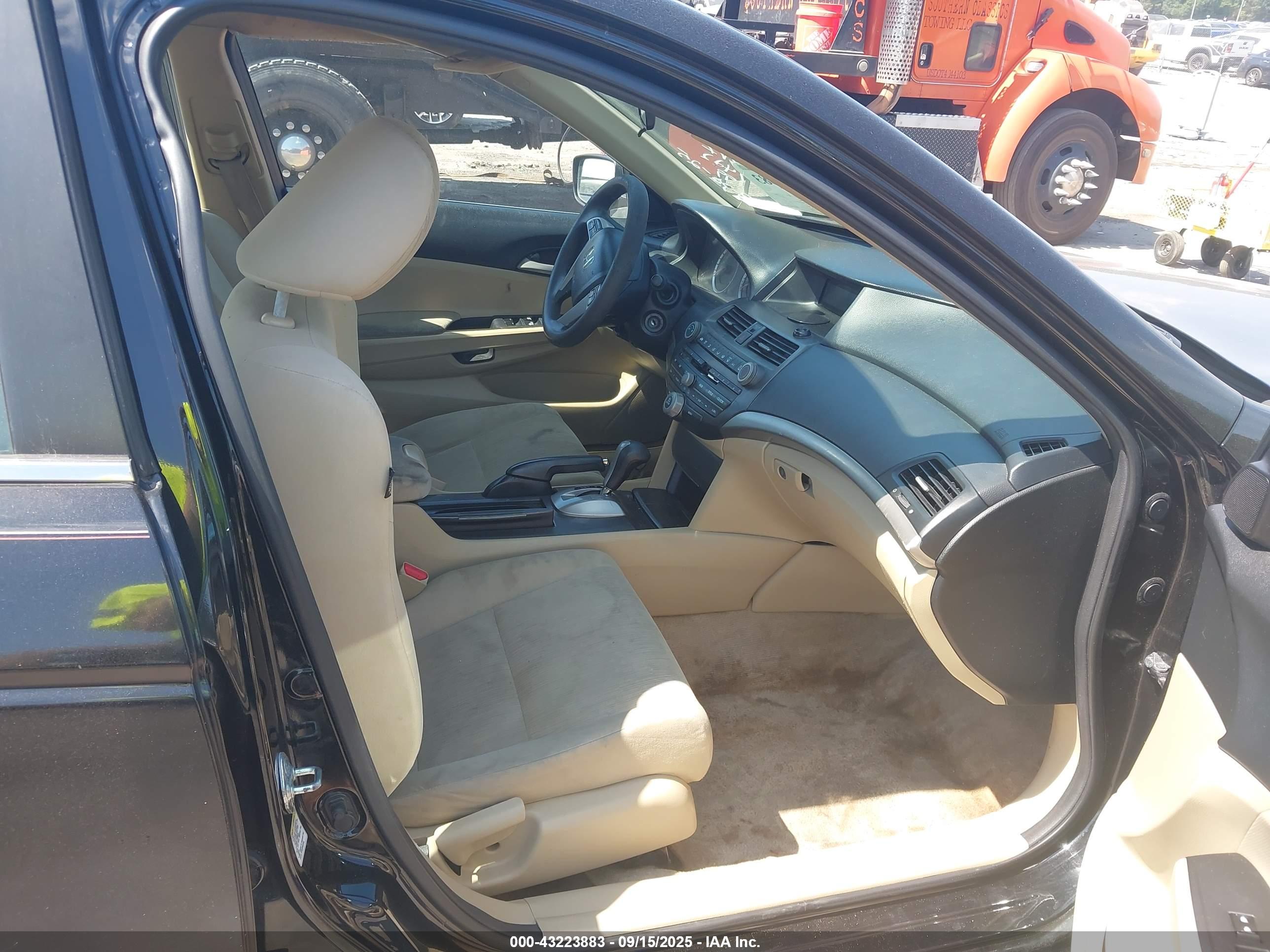 HONDA ACCORD image 5