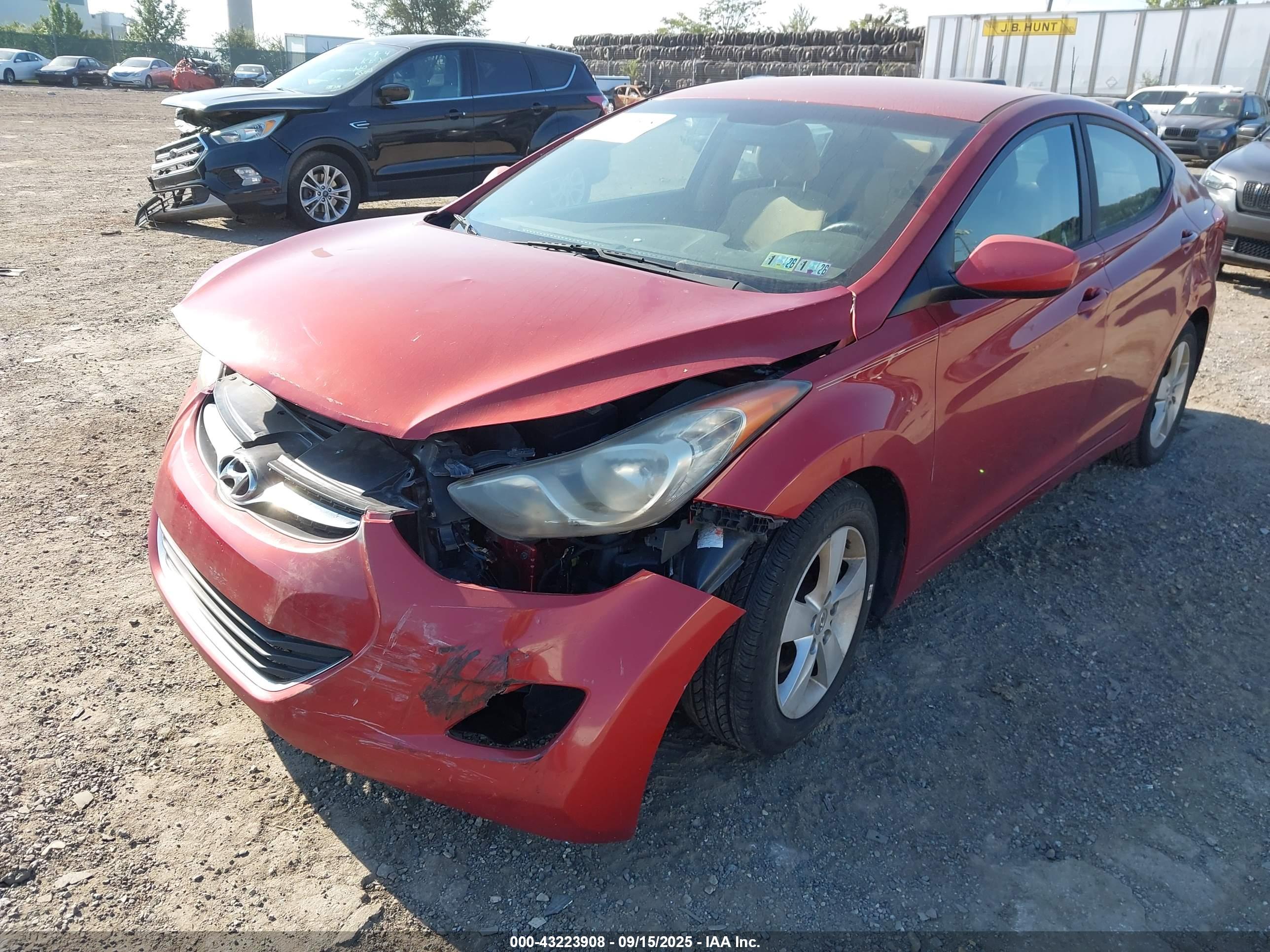 HYUNDAI ELANTRA image 2