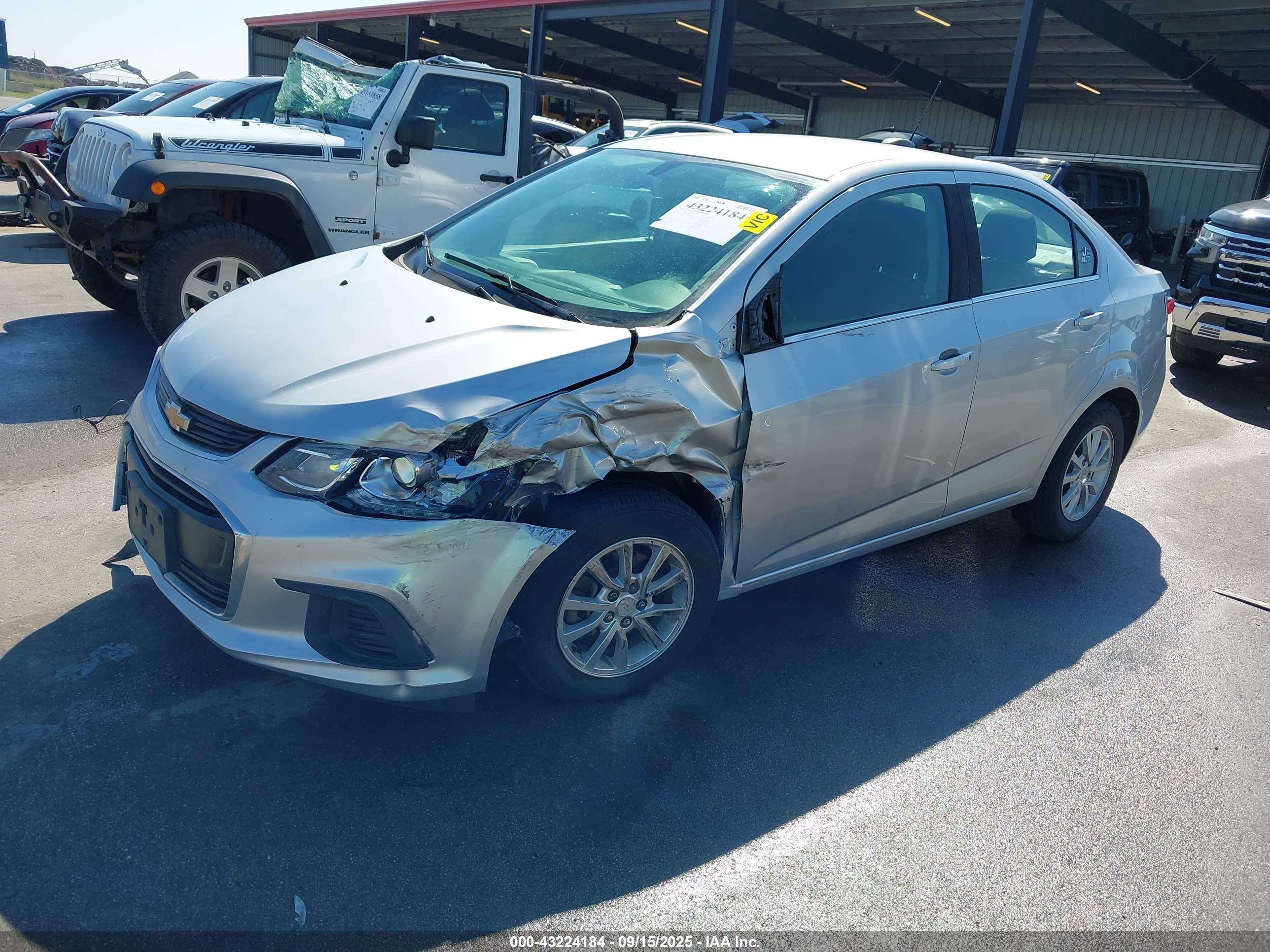 CHEVROLET SONIC image 2