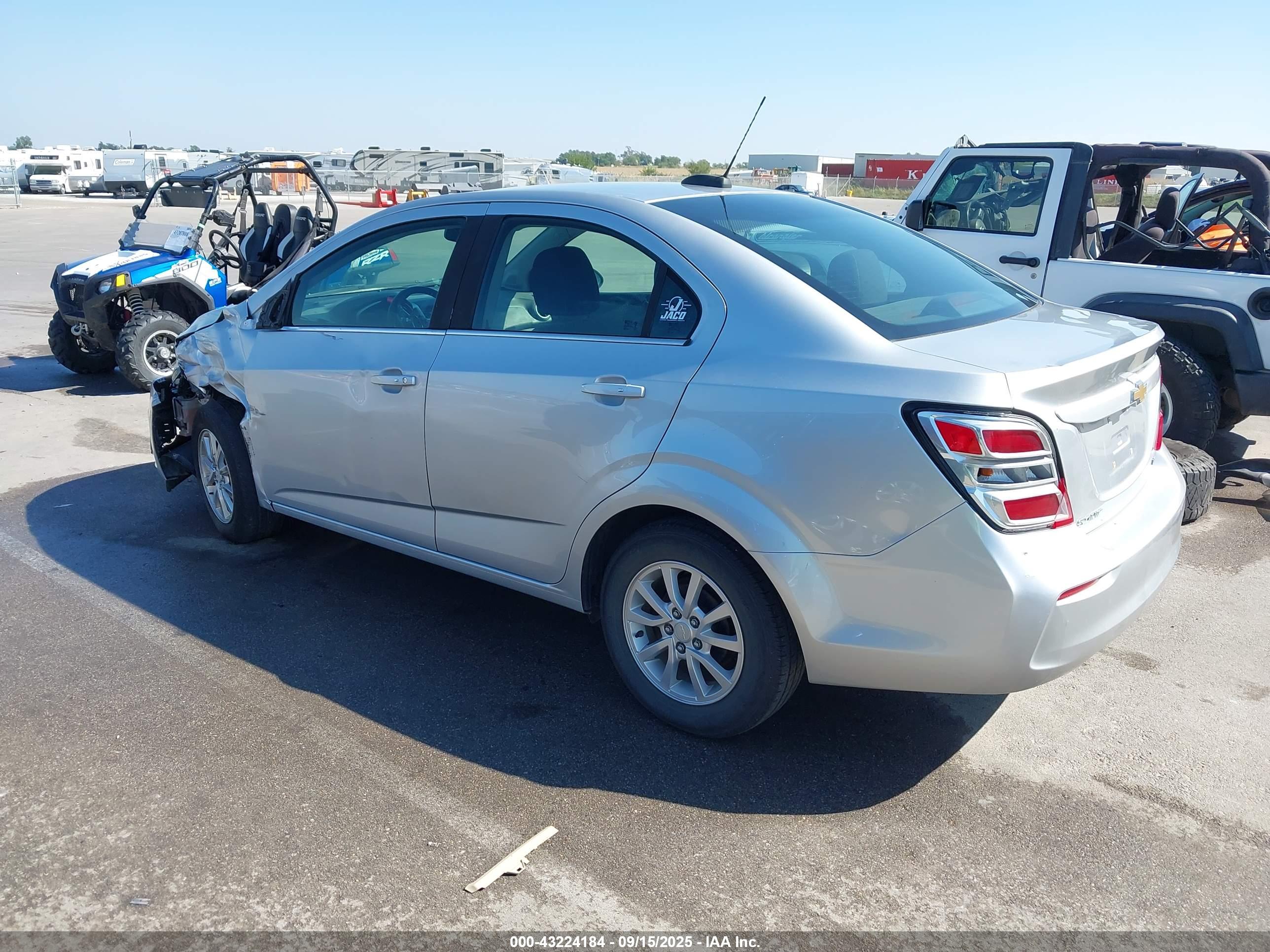 CHEVROLET SONIC image 3