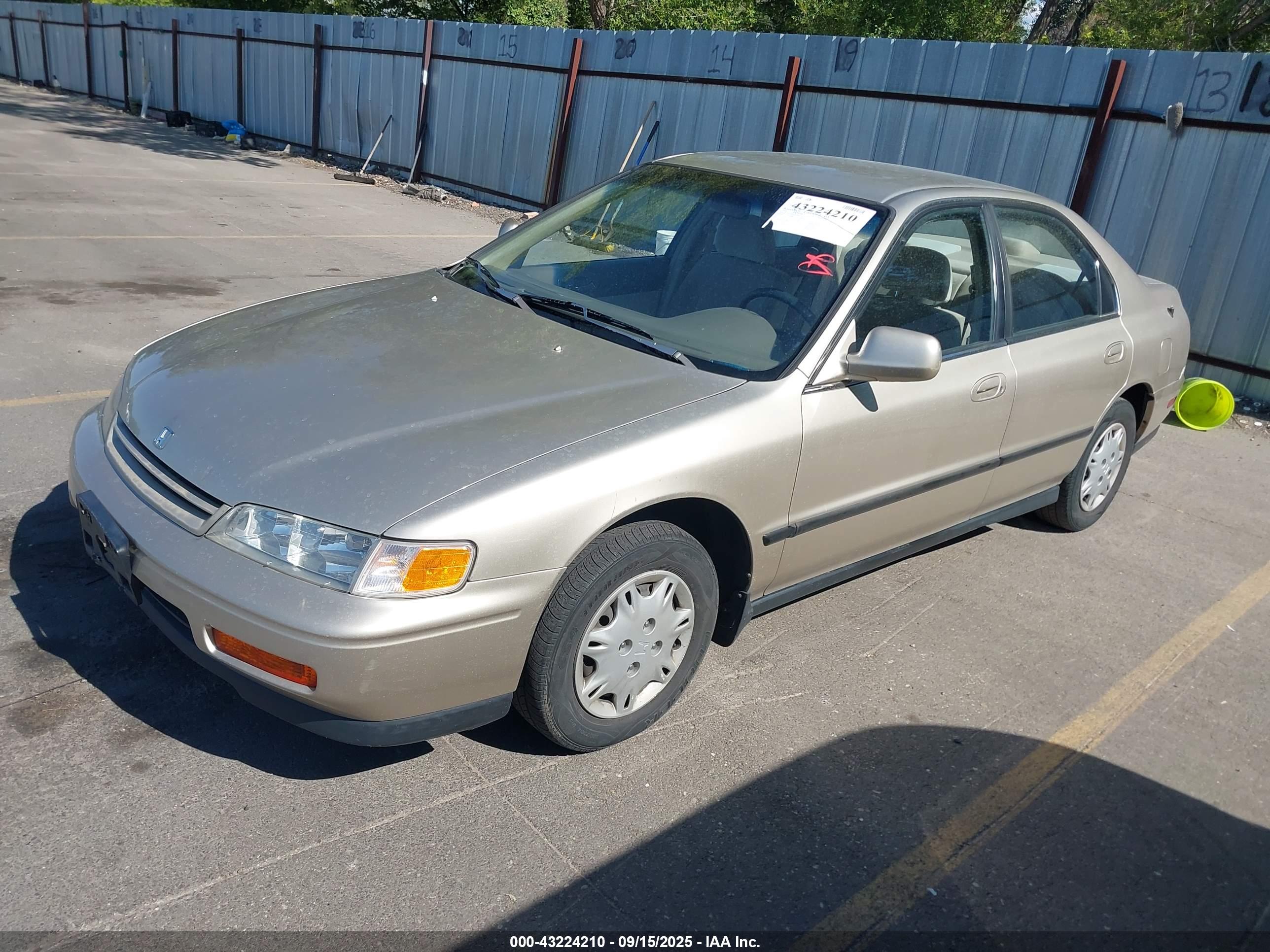 HONDA ACCORD image 2