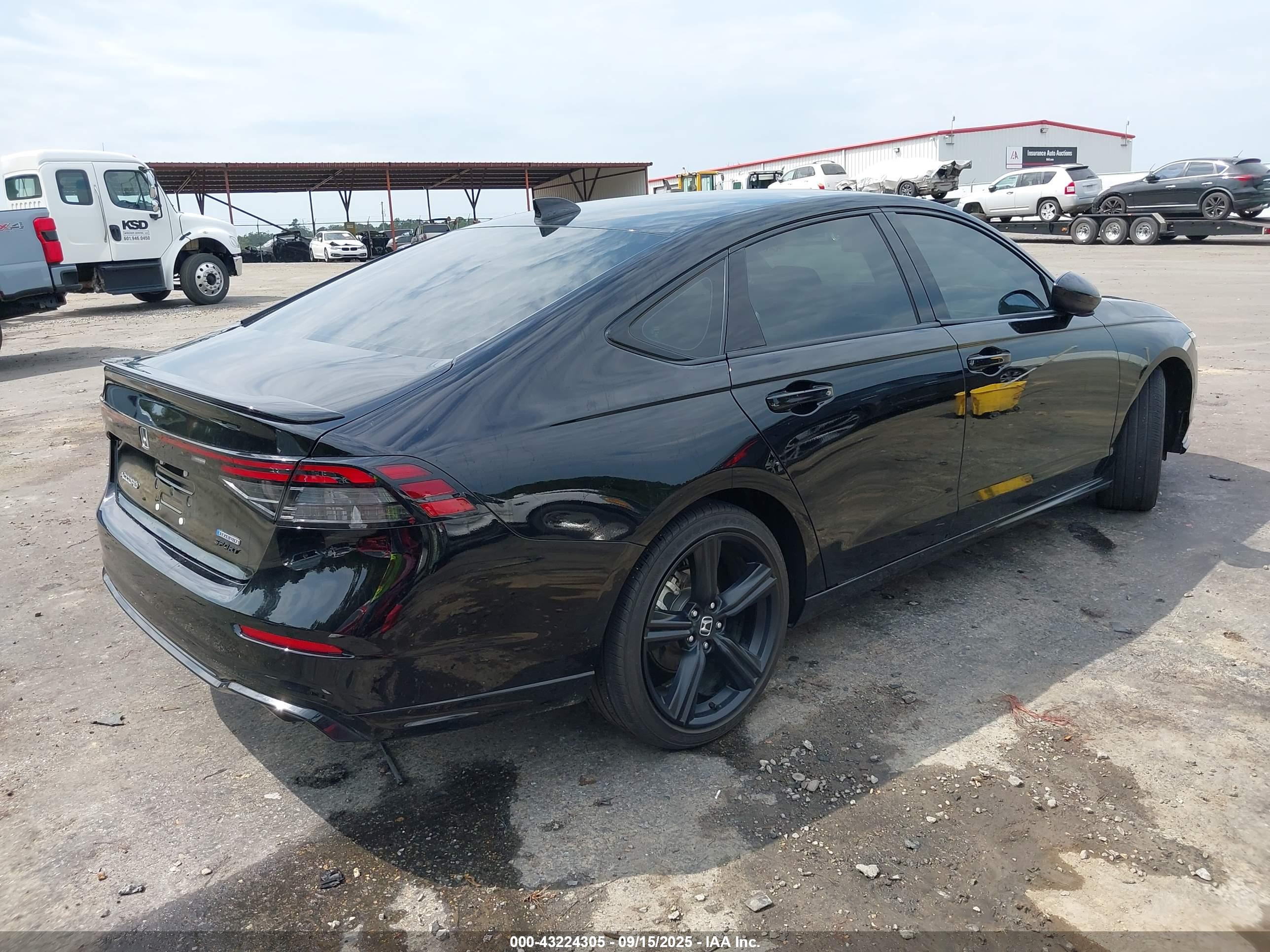 HONDA ACCORD image 4