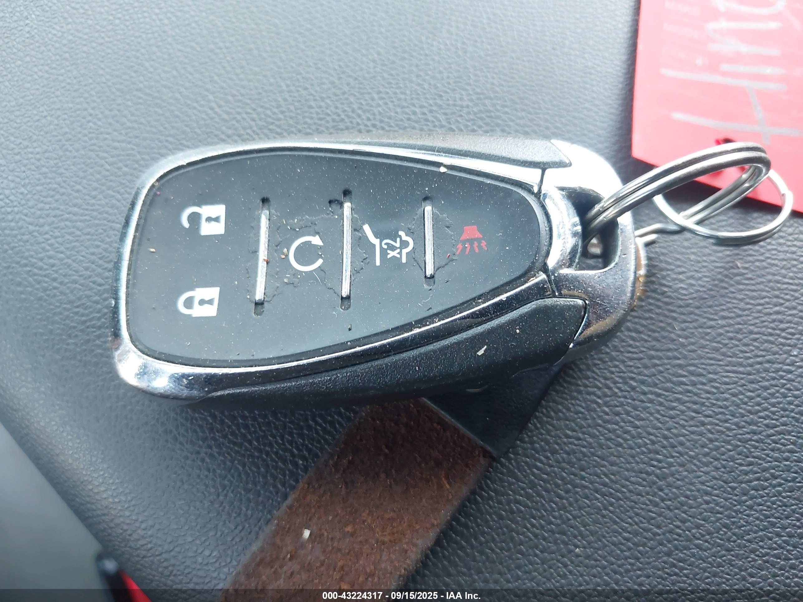 CHEVROLET EQUINOX image 11