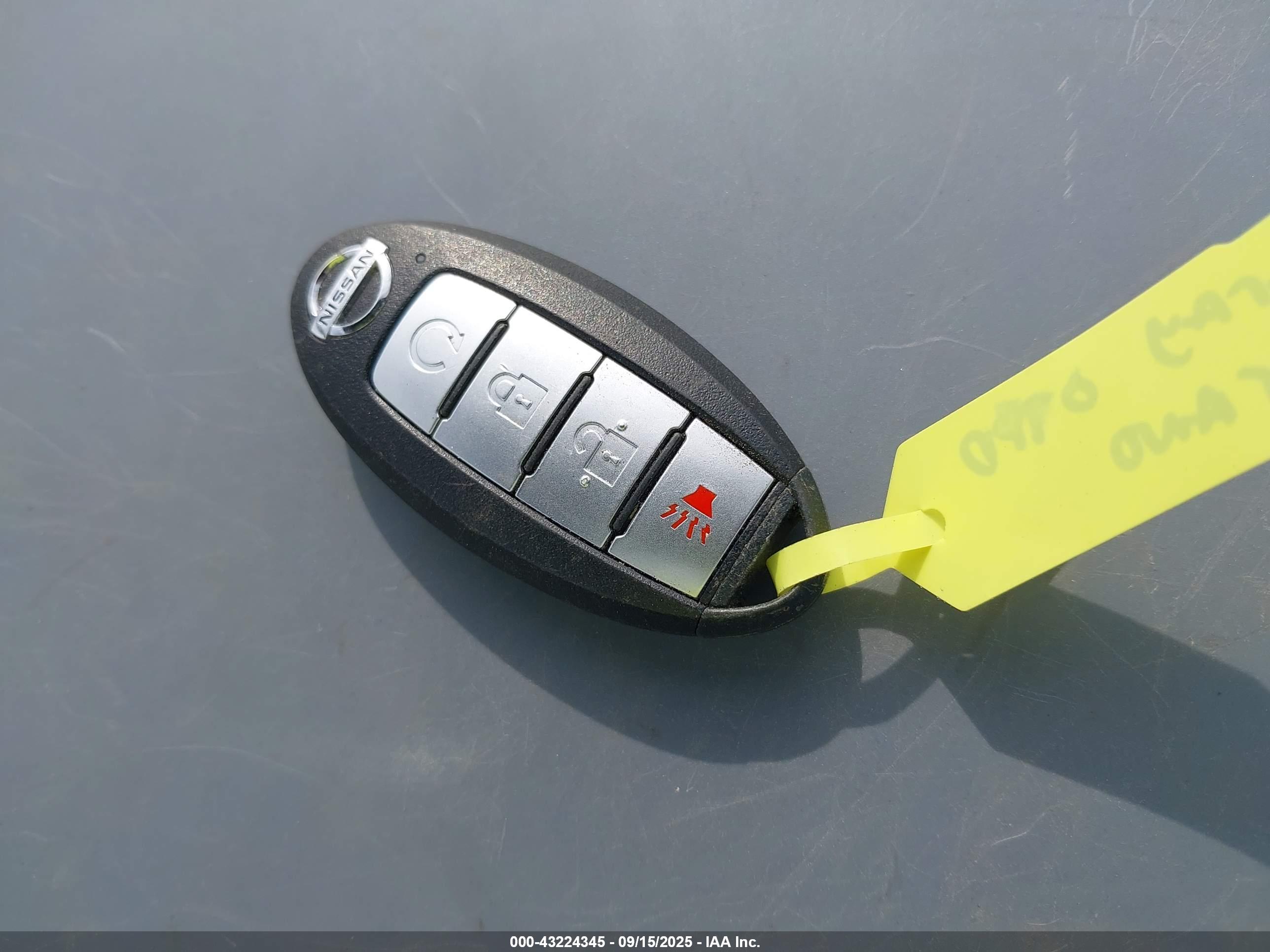 NISSAN MURANO image 11