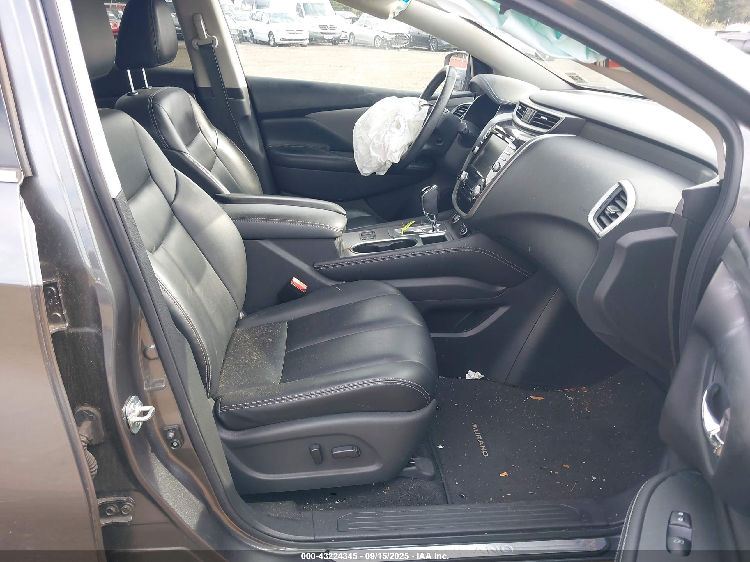 NISSAN MURANO image 5