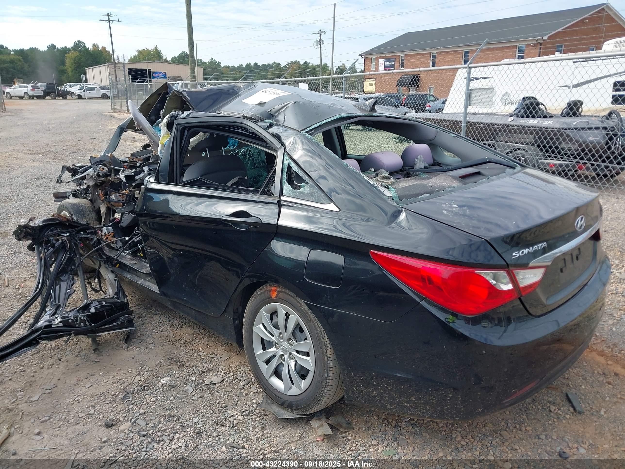 HYUNDAI SONATA image 3