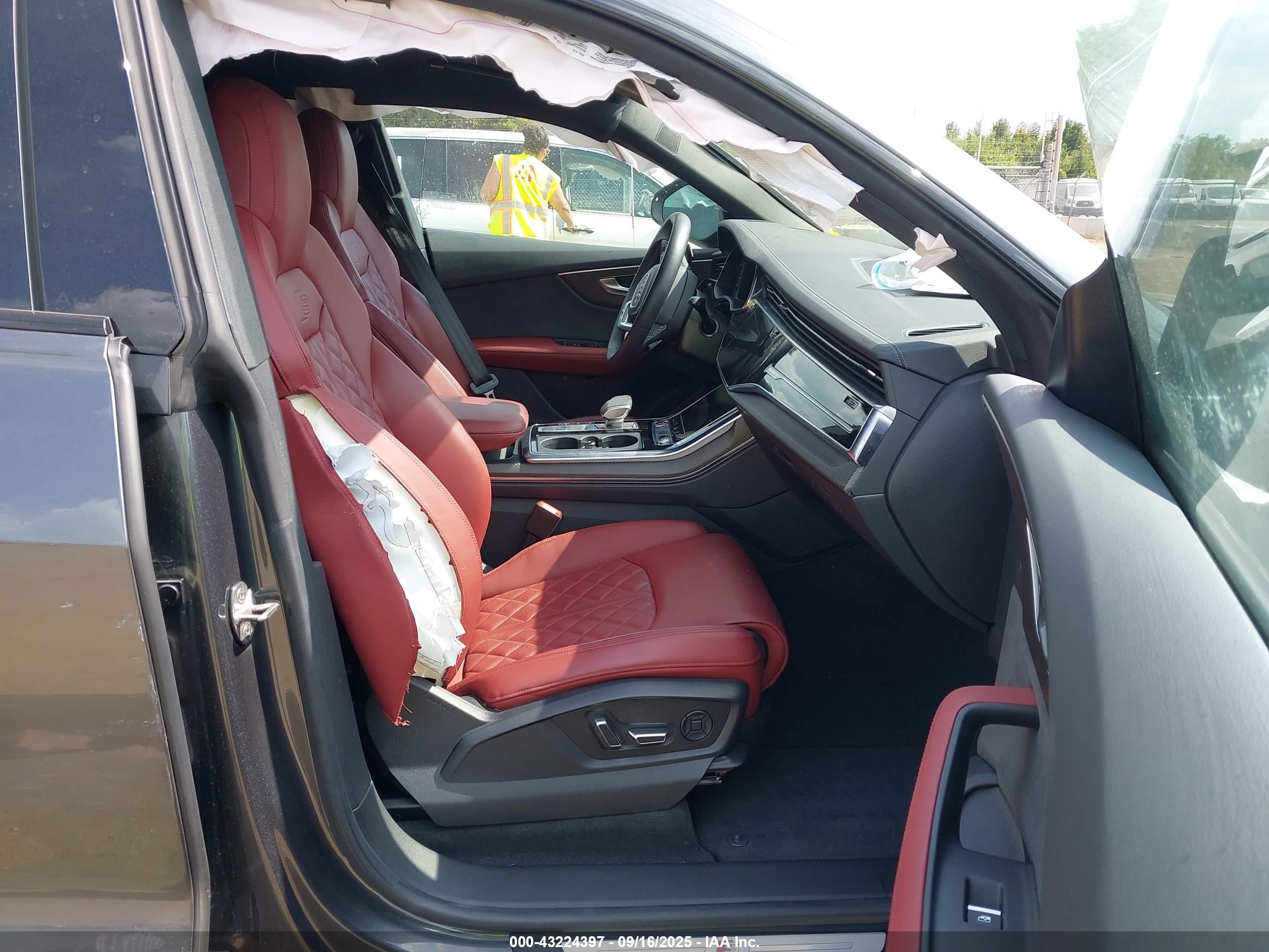 AUDI SQ8 image 5