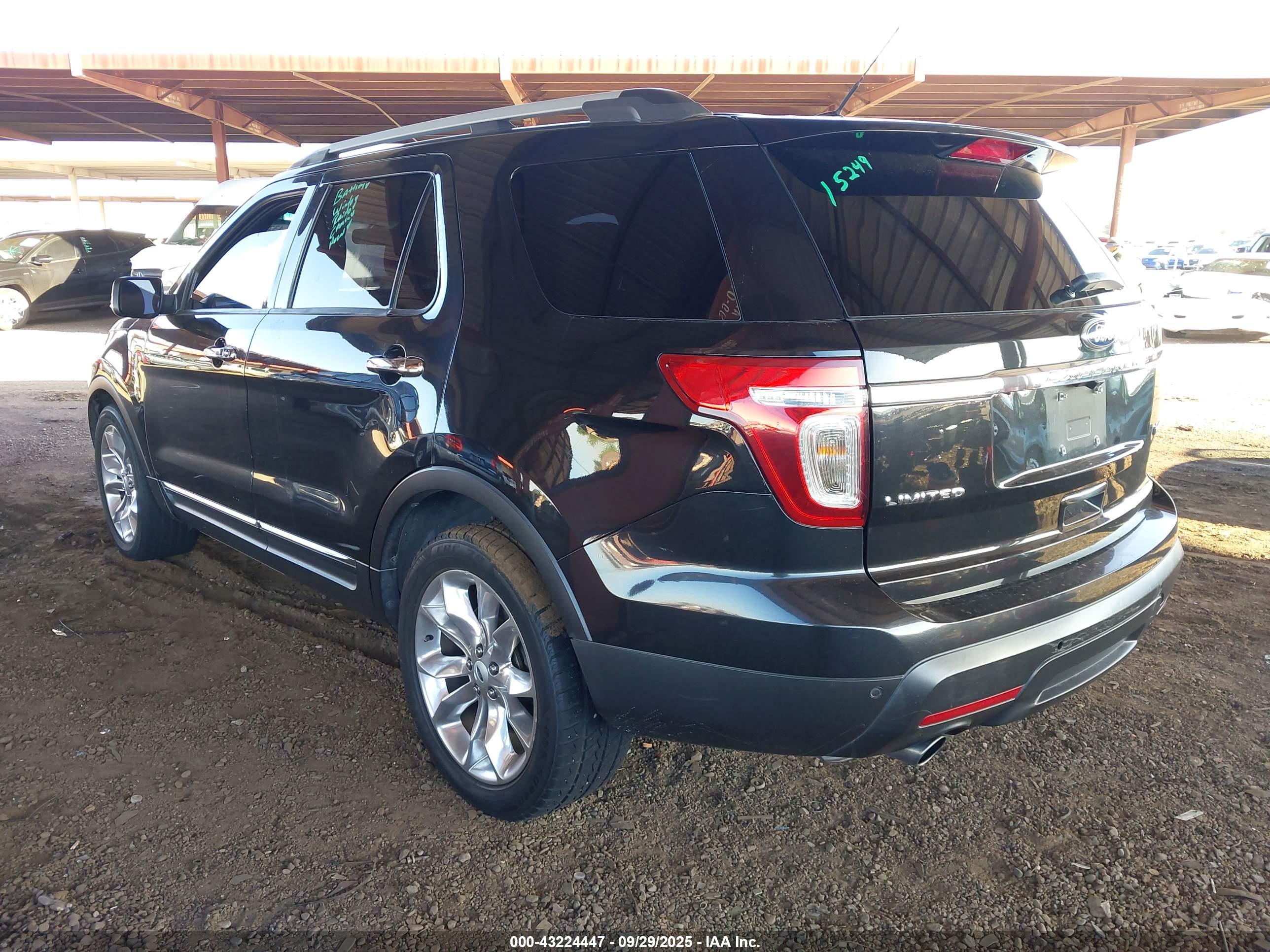 FORD EXPLORER image 3