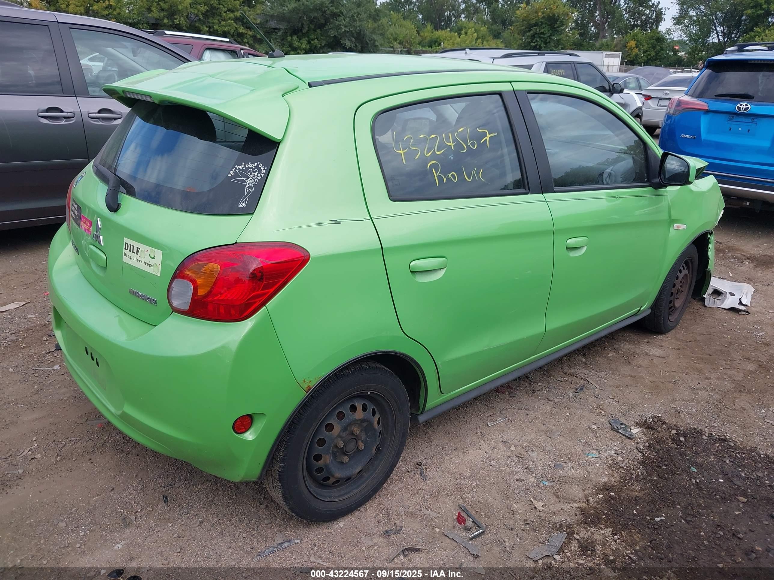 MITSUBISHI MIRAGE image 4