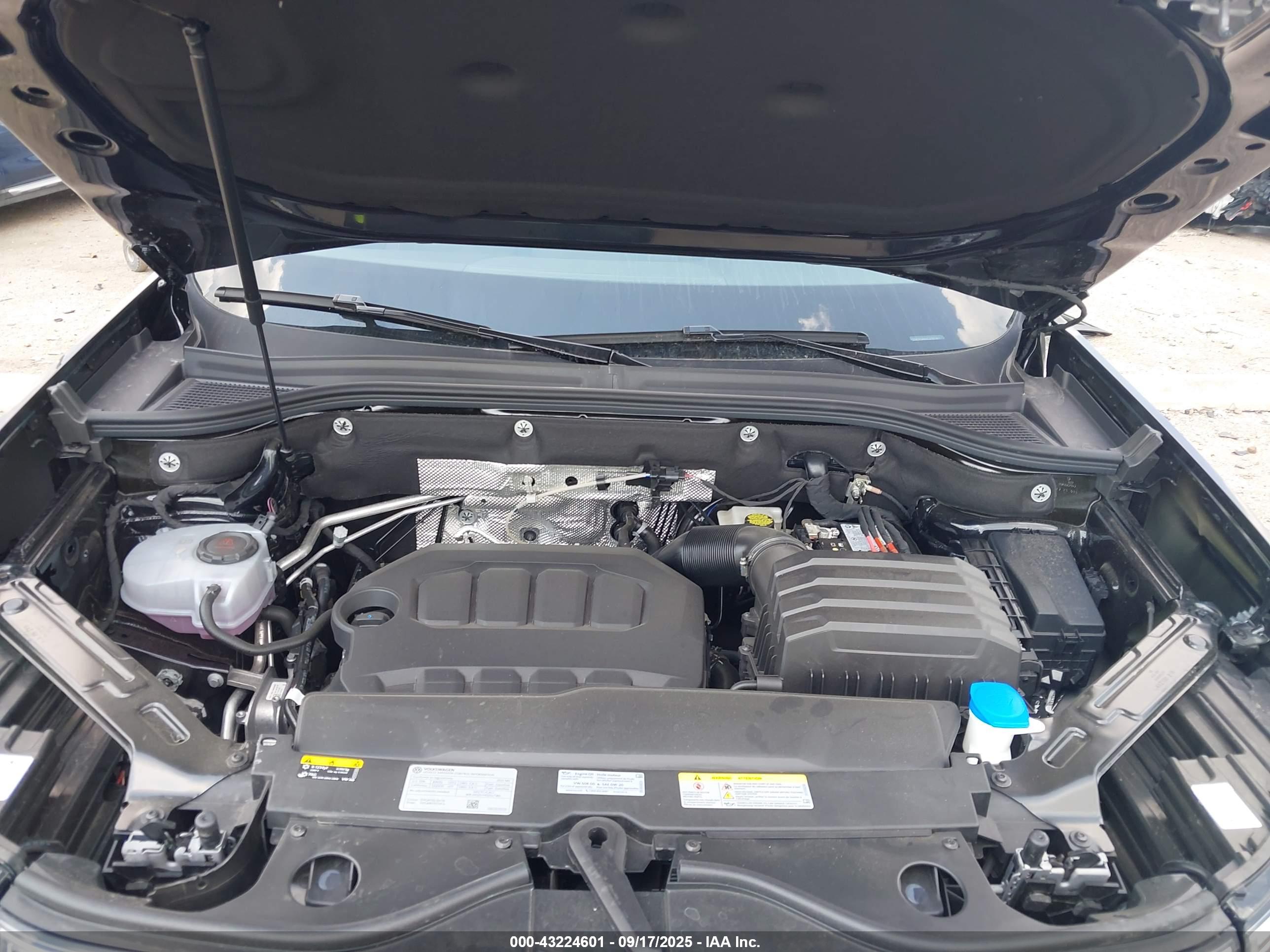 VOLKSWAGEN ATLAS image 10