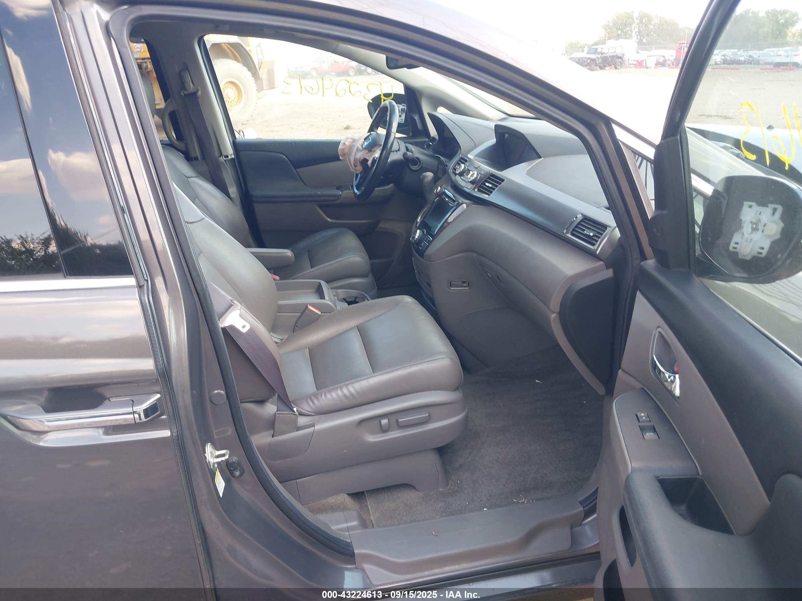 HONDA ODYSSEY image 5