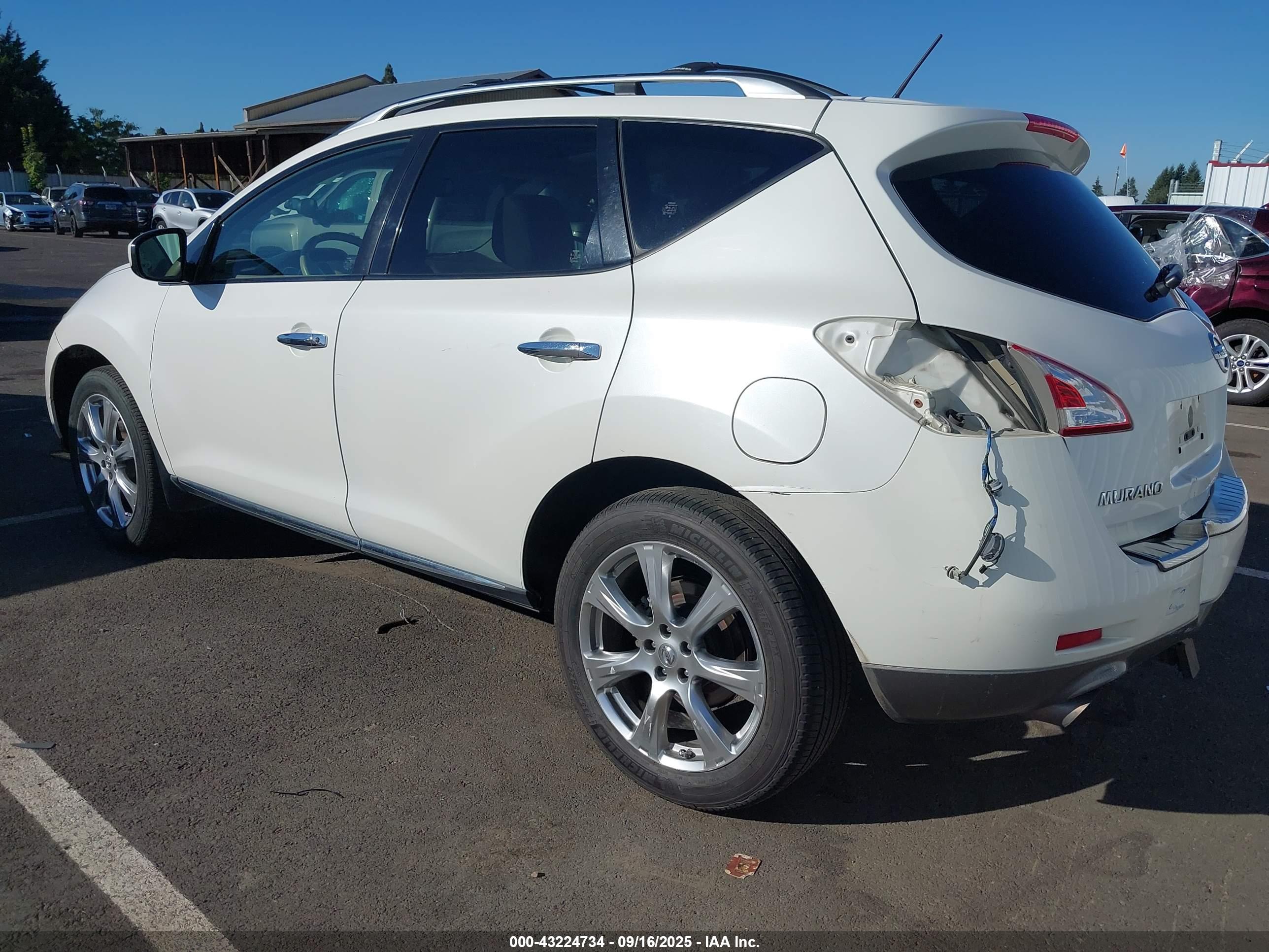 NISSAN MURANO image 3
