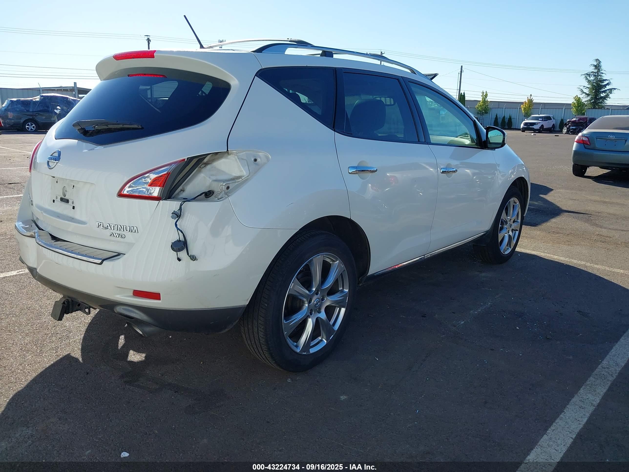 NISSAN MURANO image 4
