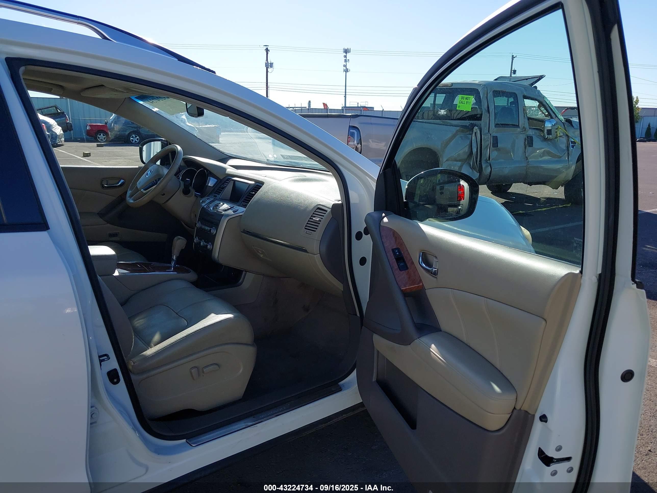 NISSAN MURANO image 5