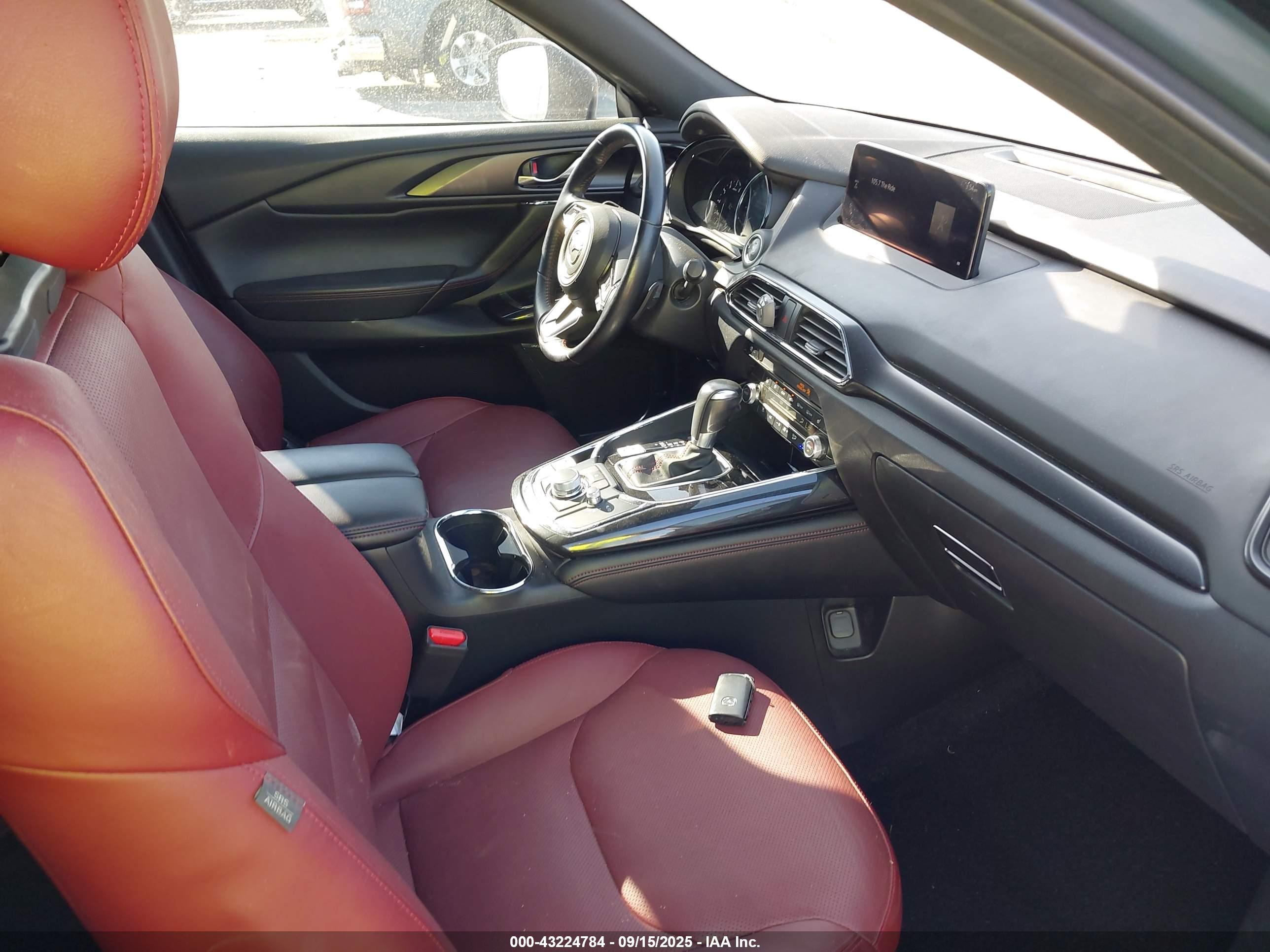 MAZDA CX-9 image 5