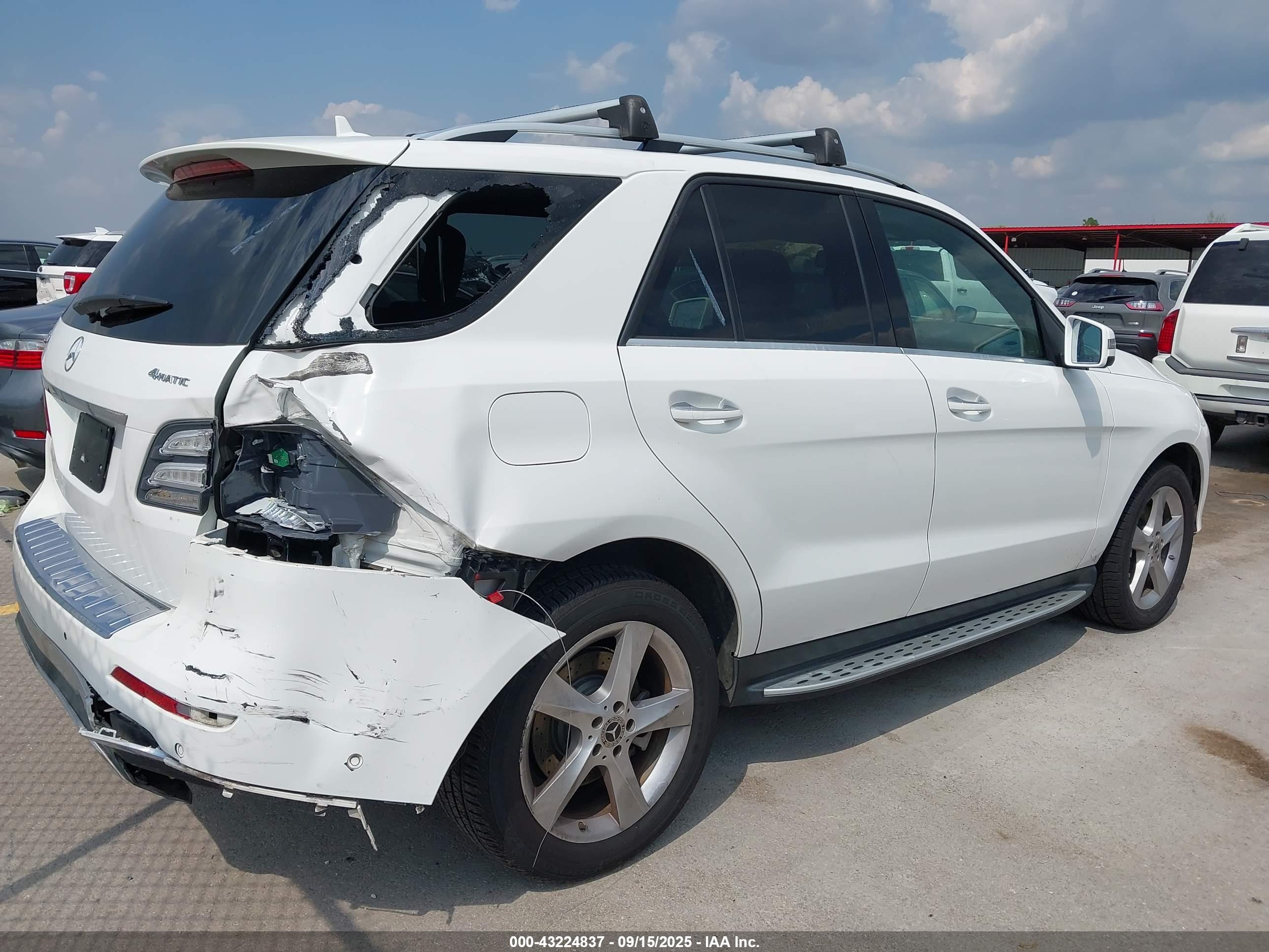MERCEDES-BENZ GLE image 4