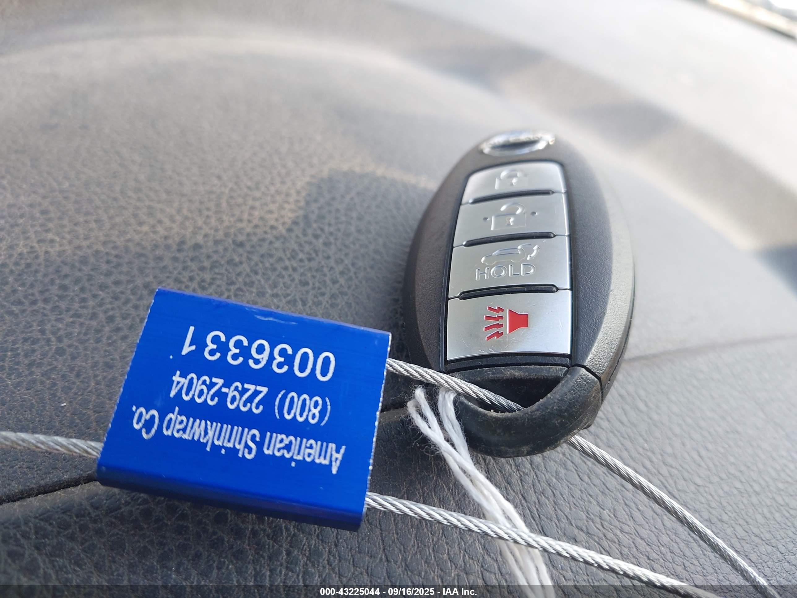 NISSAN ARMADA image 11