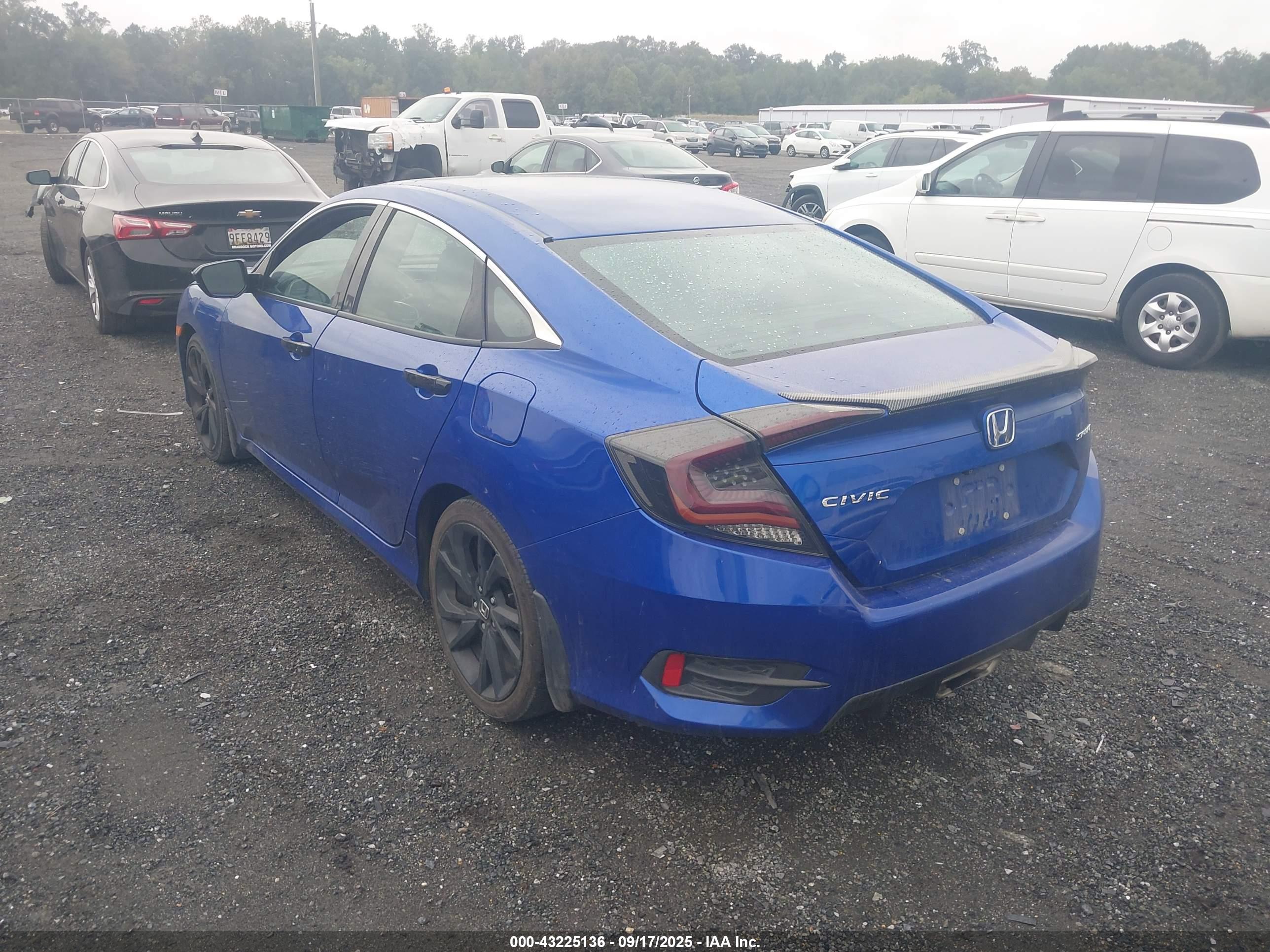HONDA CIVIC image 3