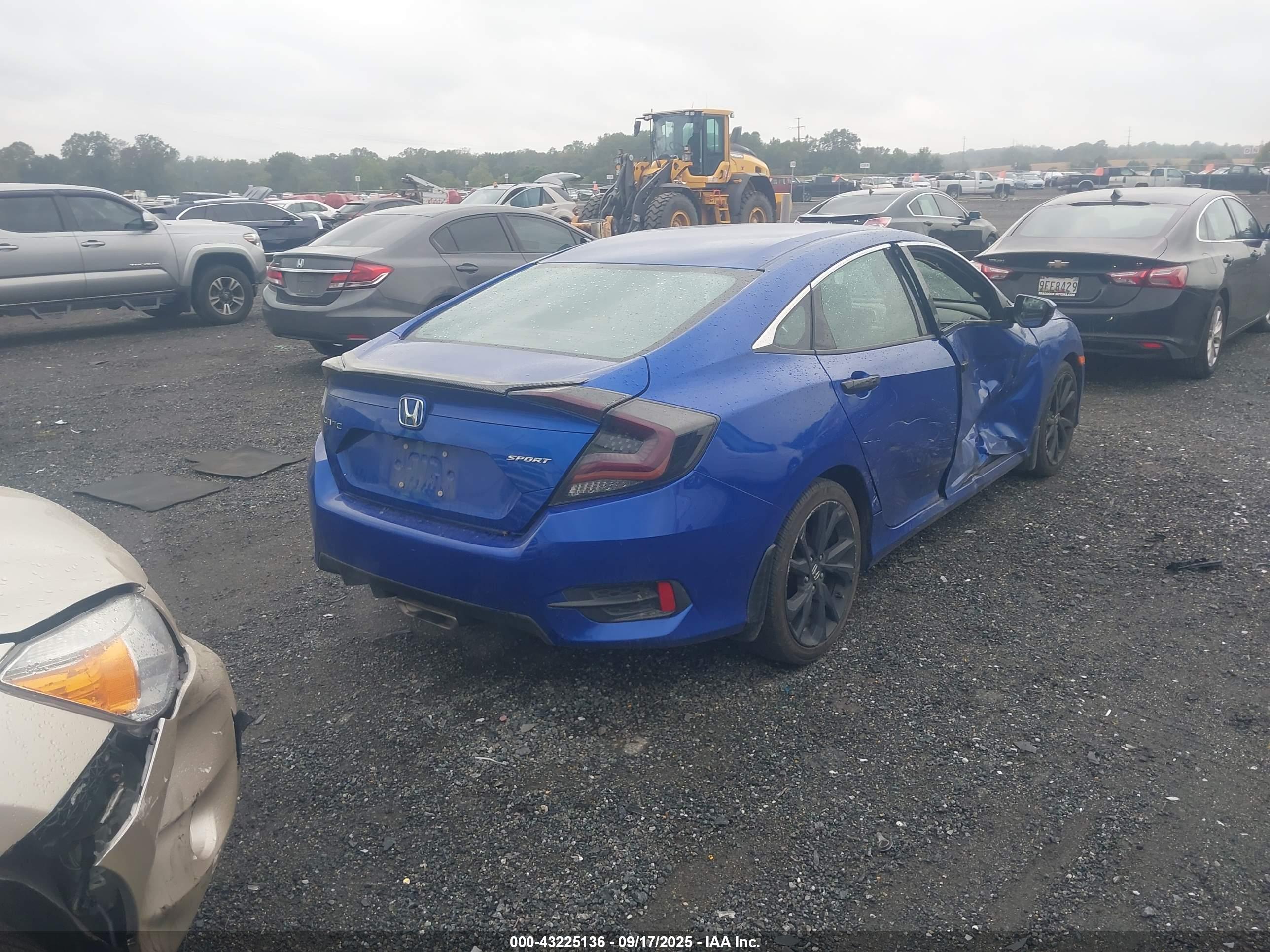 HONDA CIVIC image 4