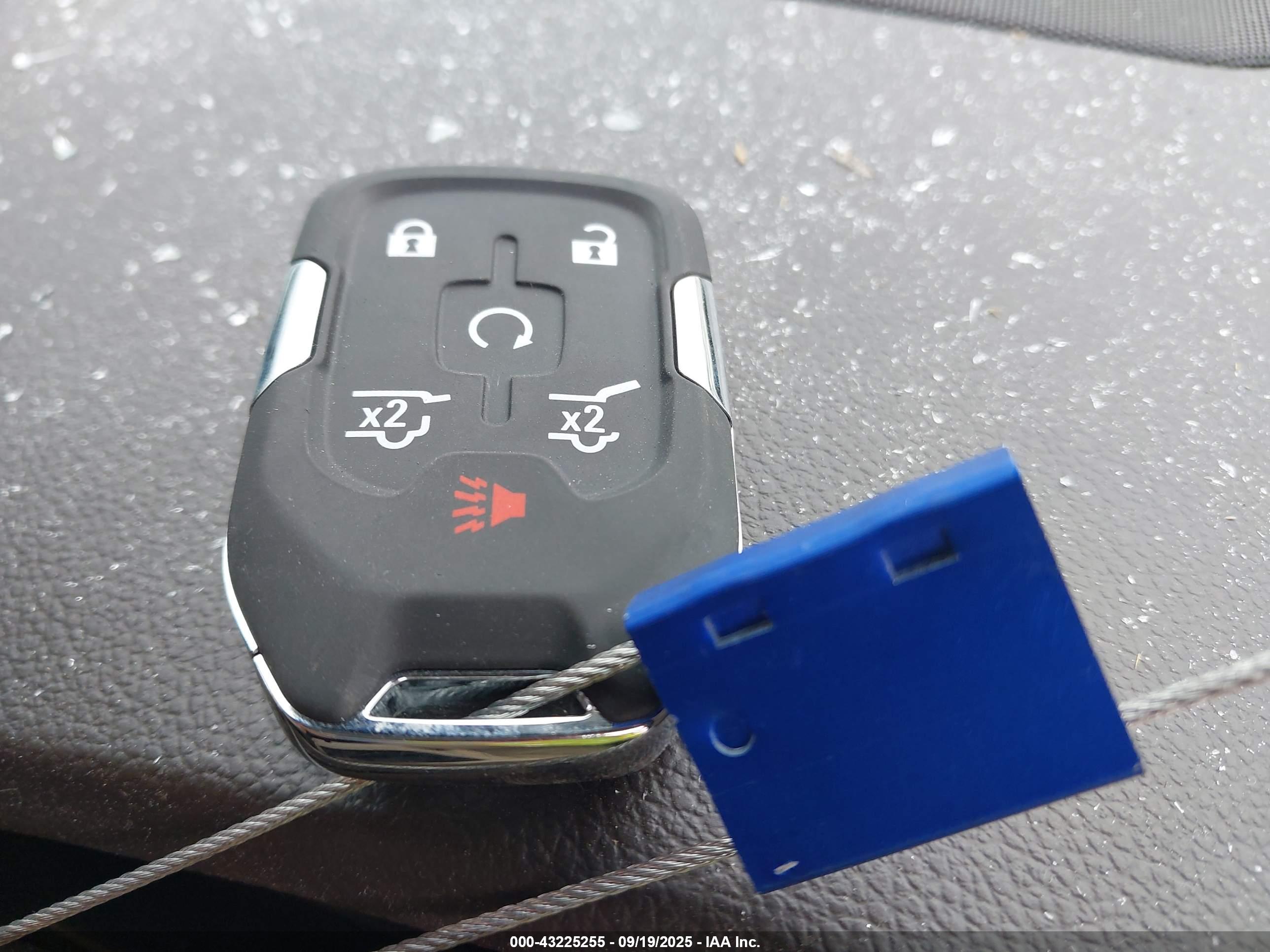 GMC YUKON image 11