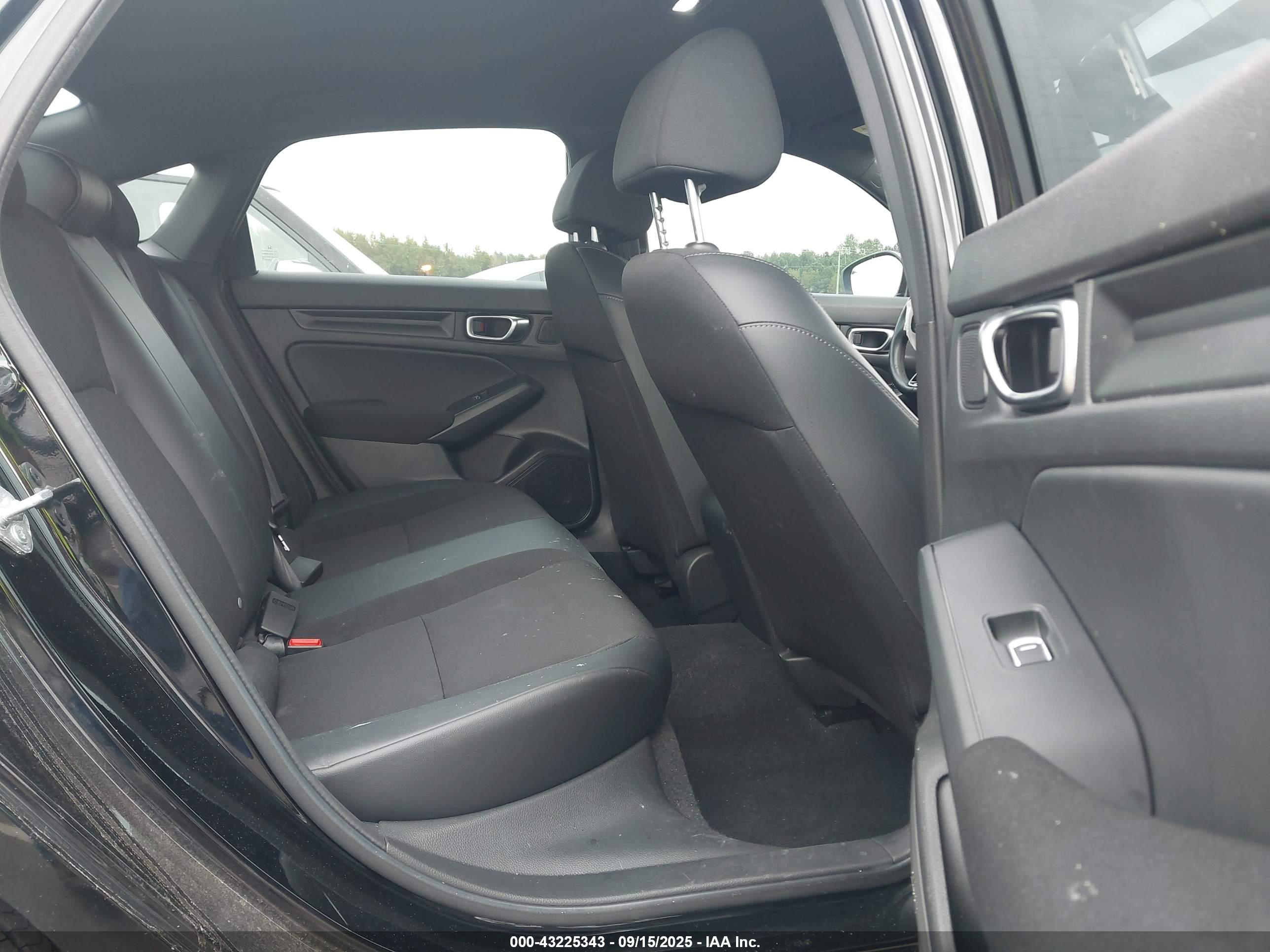 HONDA CIVIC image 8