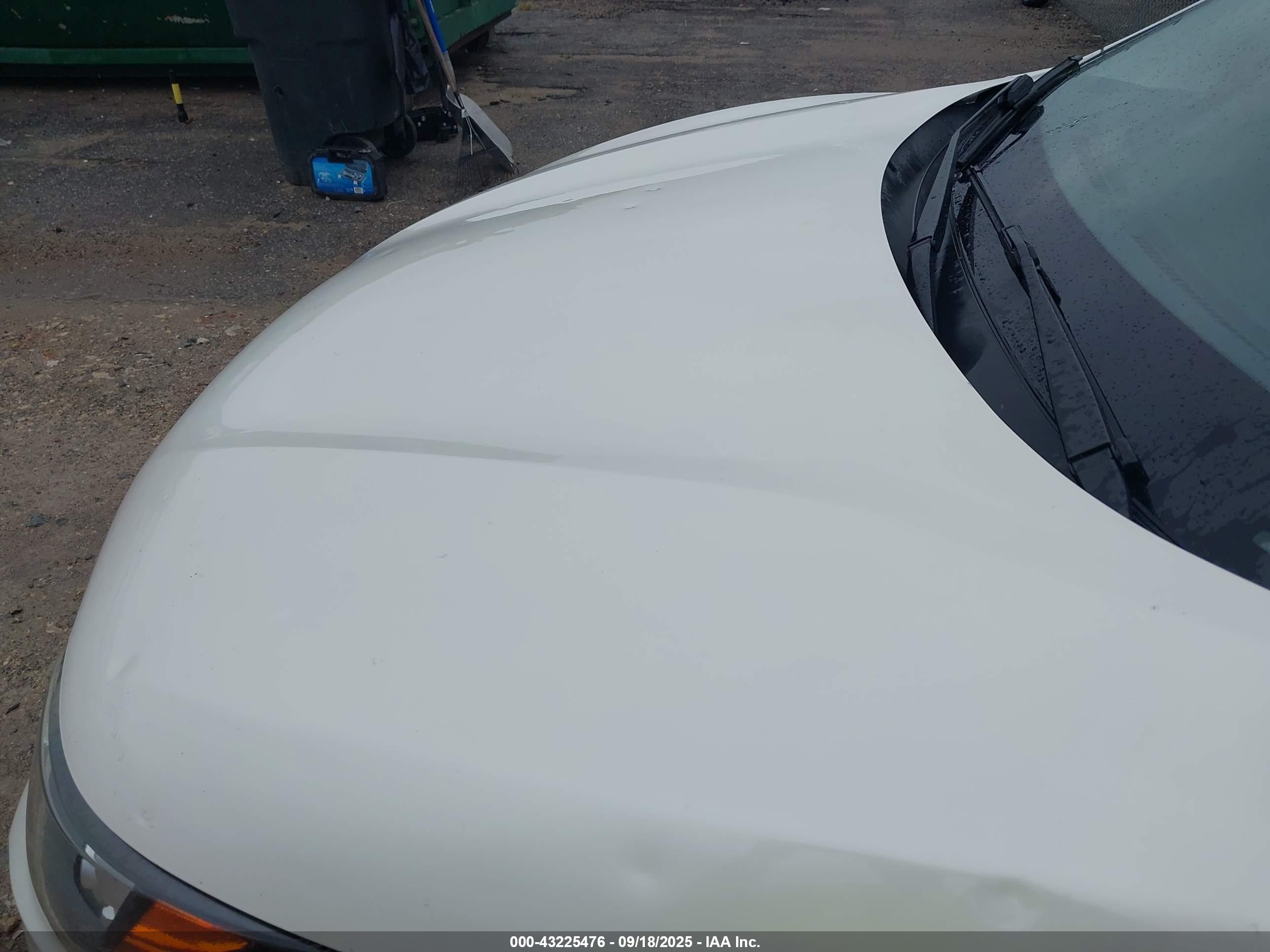 NISSAN ROGUE image 6