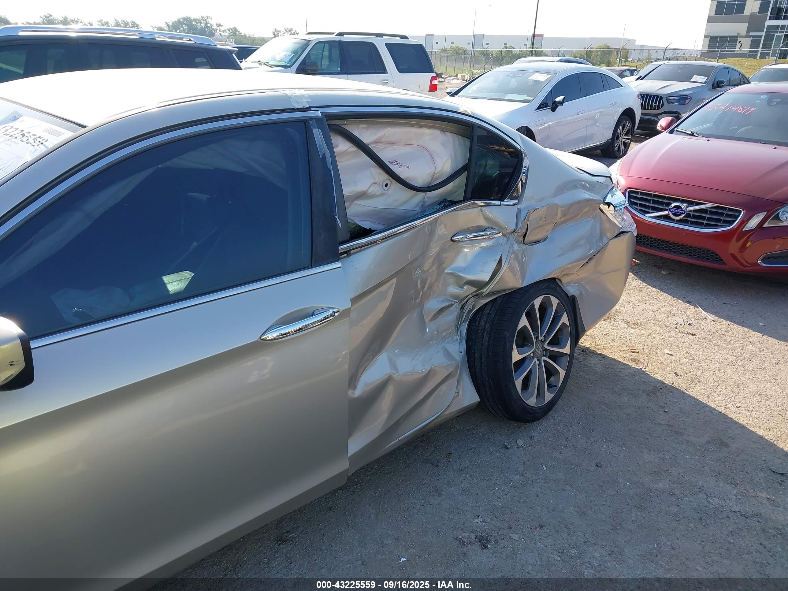HONDA ACCORD image 6