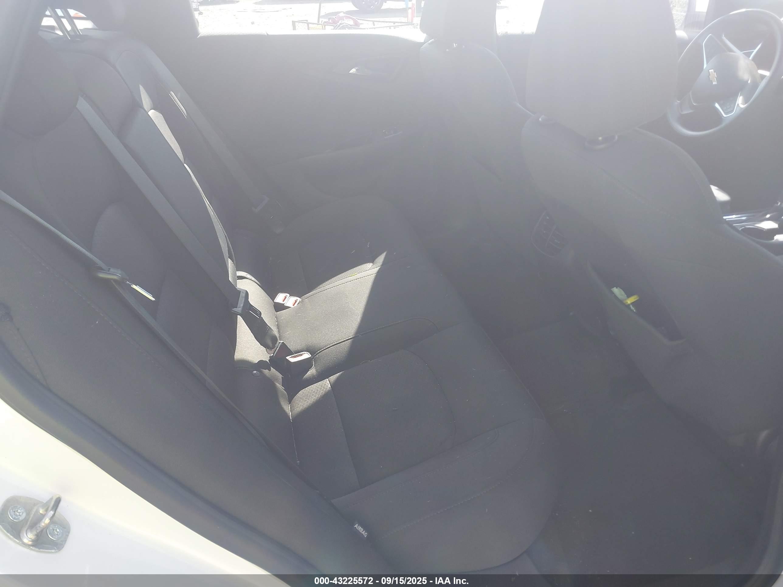 CHEVROLET MALIBU image 8