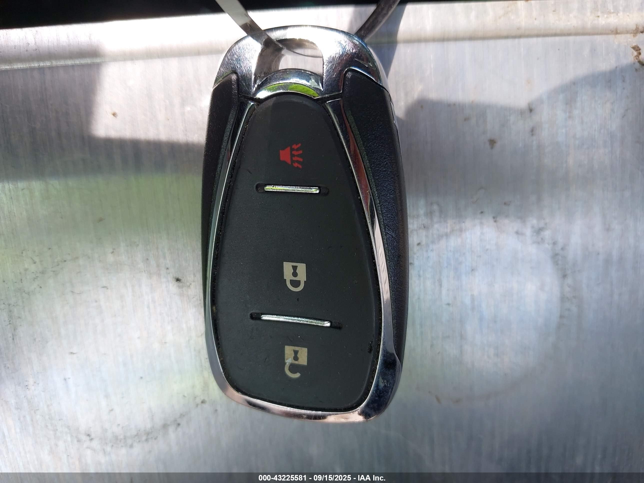 CHEVROLET EQUINOX image 11