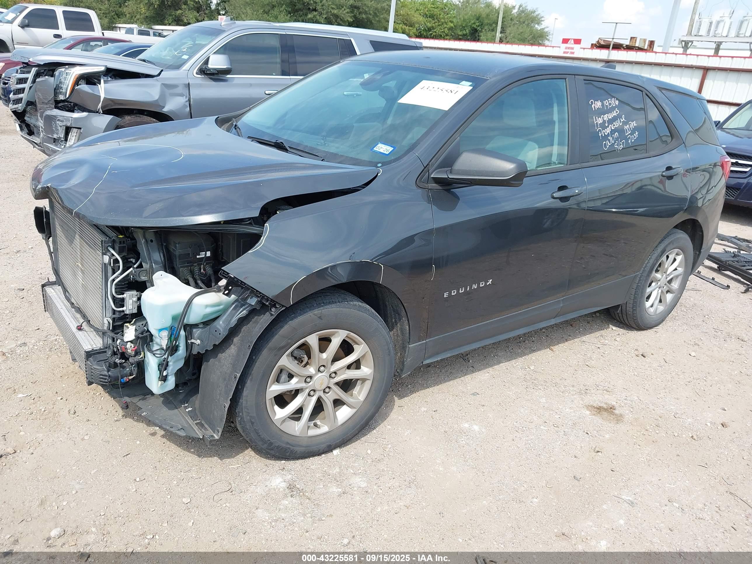 CHEVROLET EQUINOX image 2
