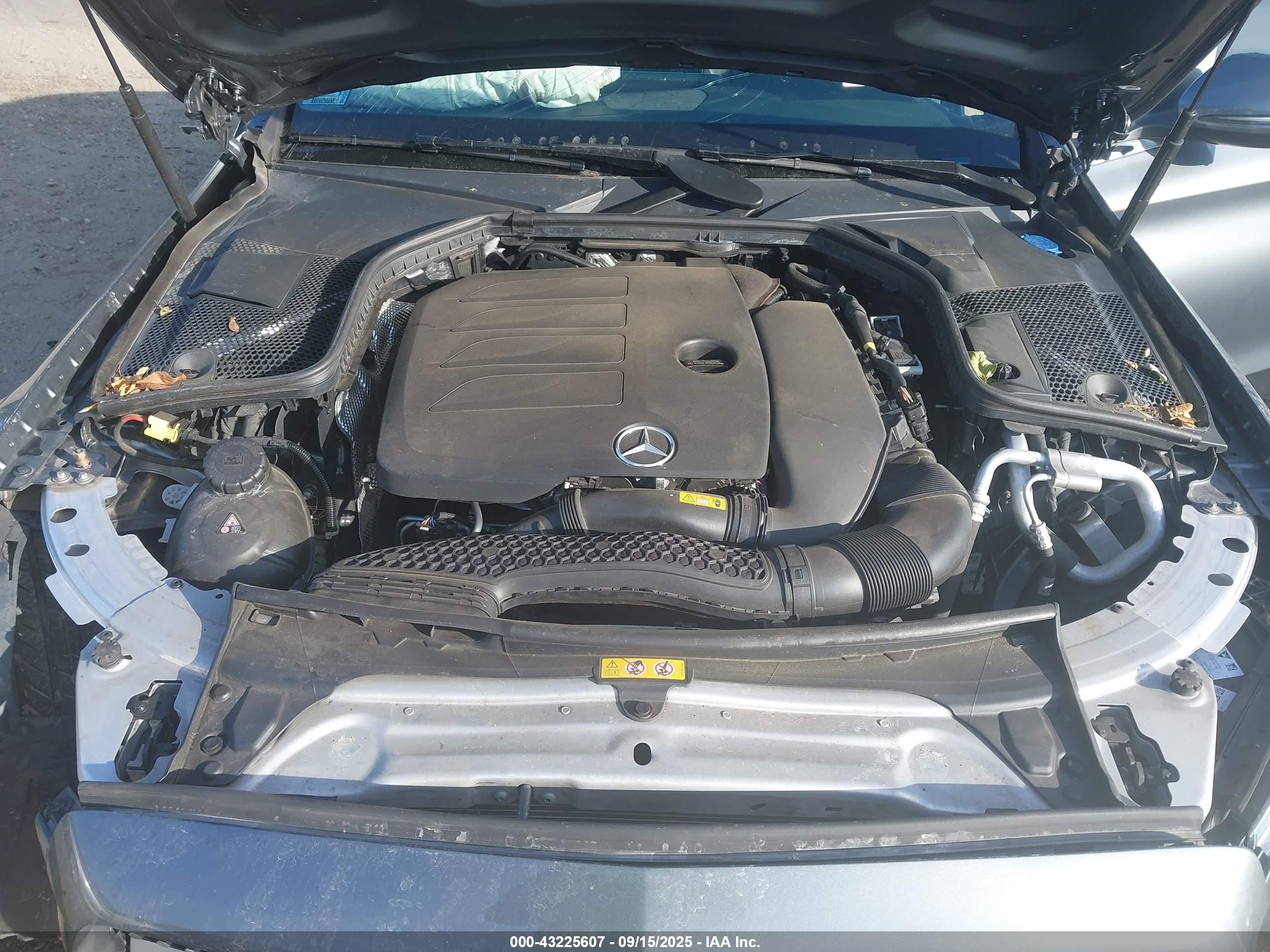 MERCEDES-BENZ C image 10